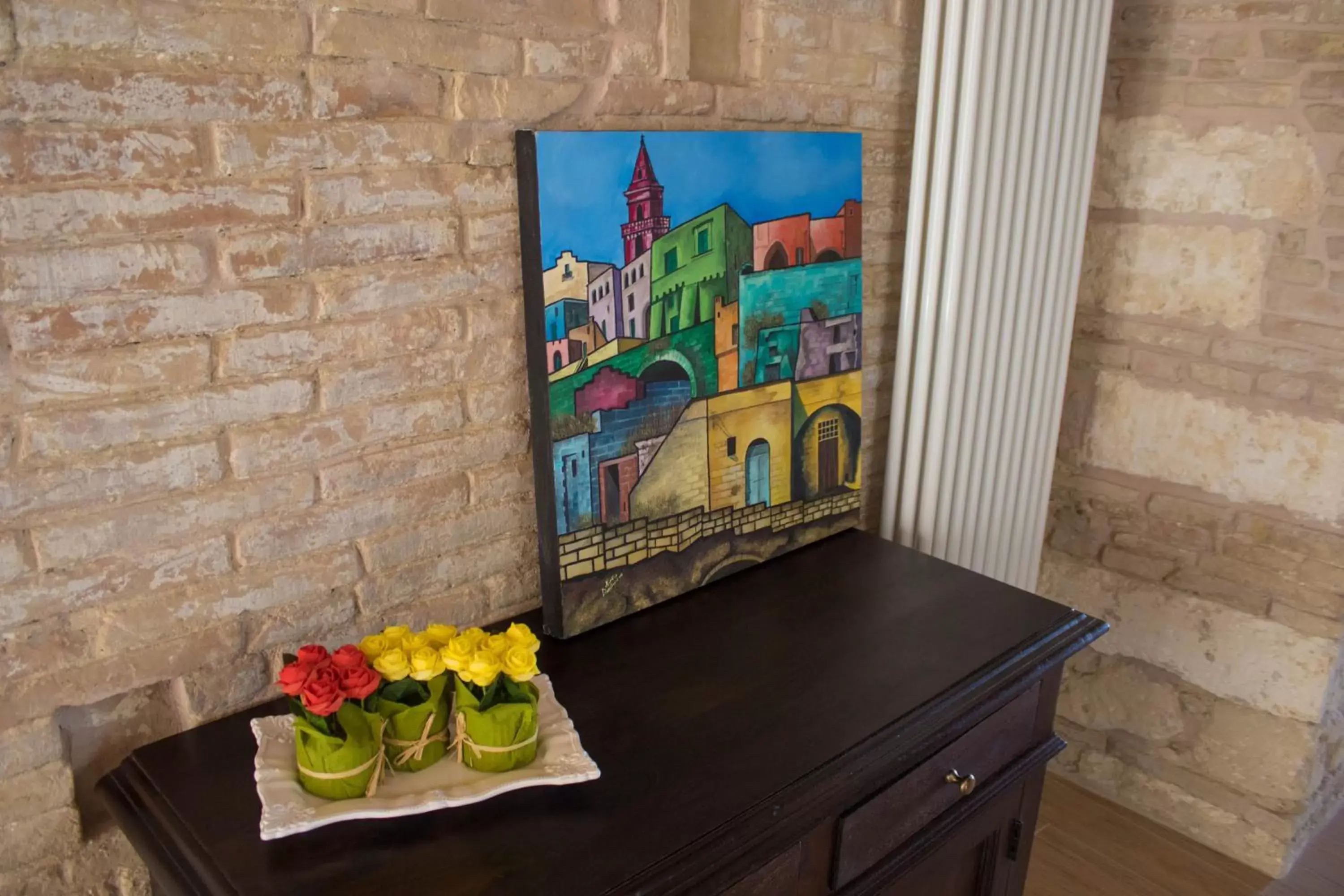 Decorative detail, TV/Entertainment Center in Residenza delle Grazie