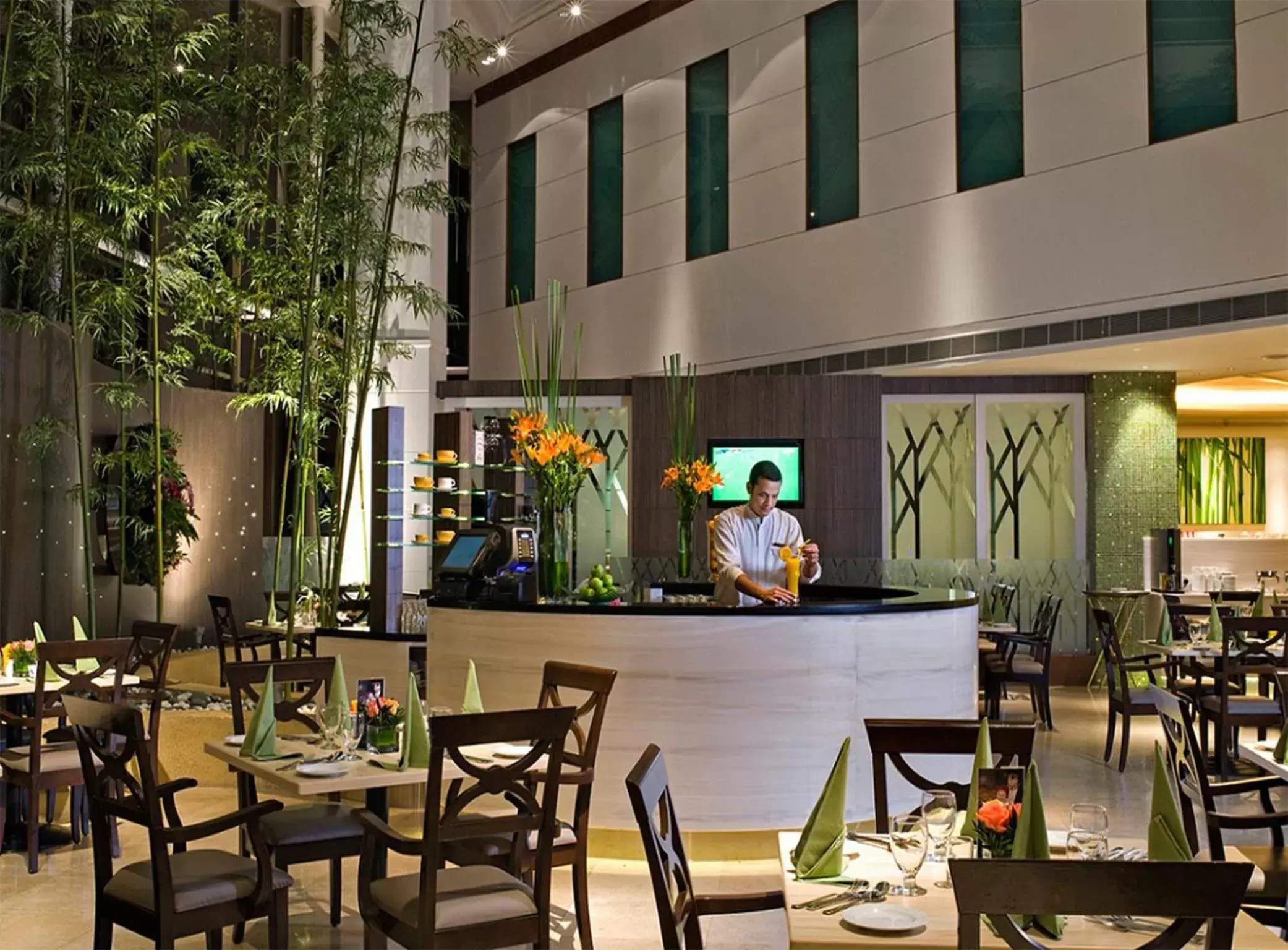 Restaurant/places to eat in Eastin Hotel Kuala Lumpur