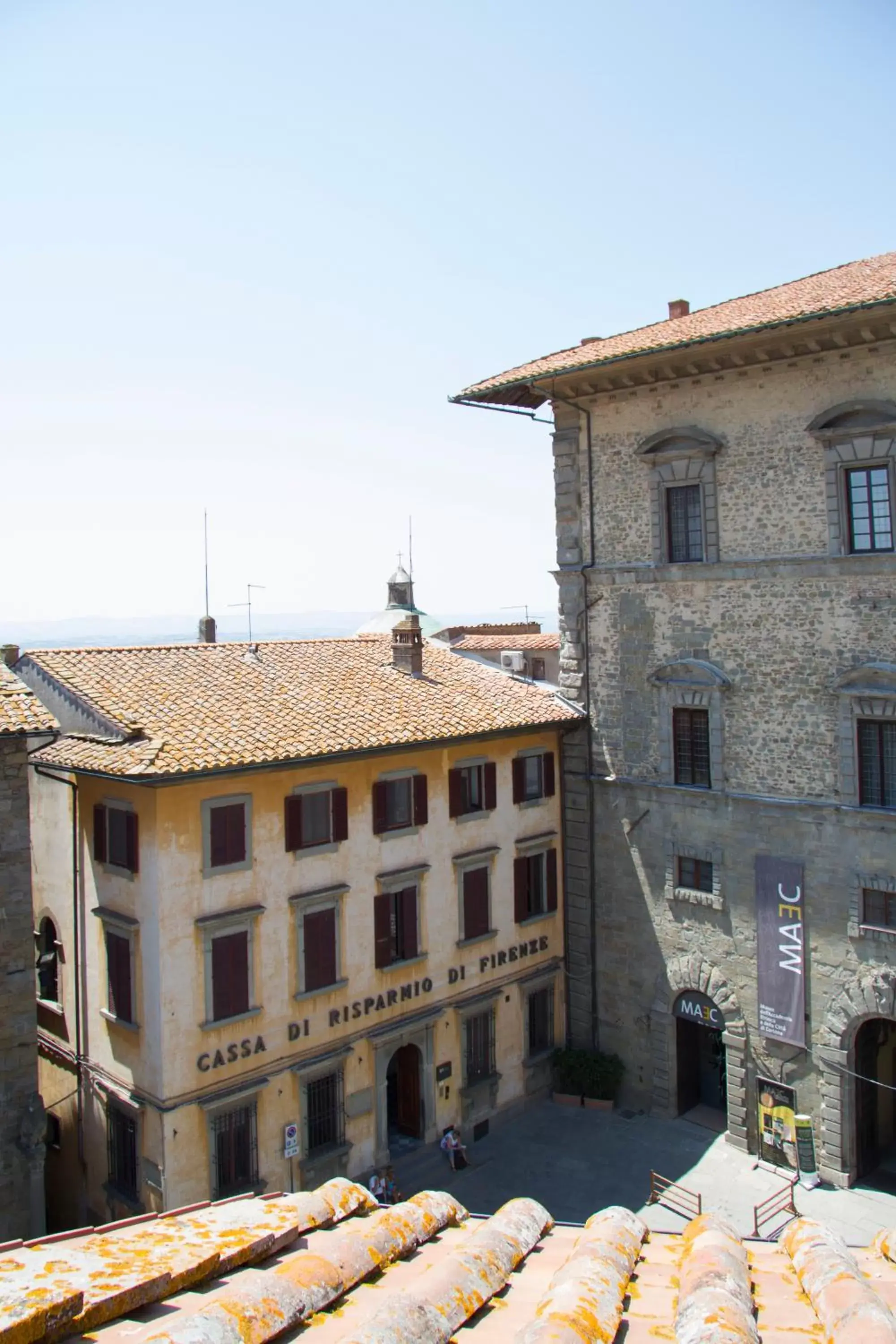 City view, Property Building in Cortona Suite