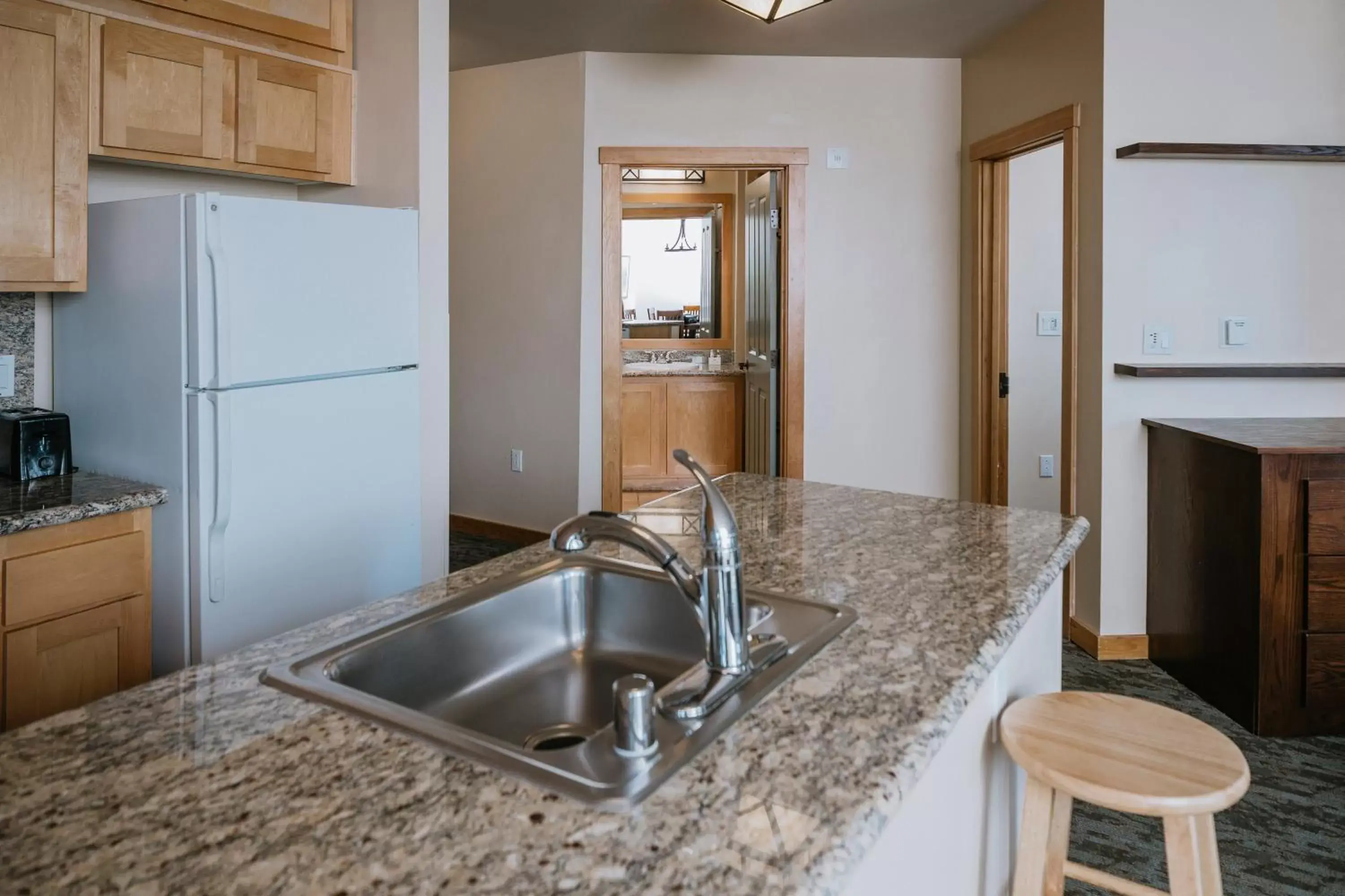 Kitchen or kitchenette, Kitchen/Kitchenette in Juniper Springs Resort