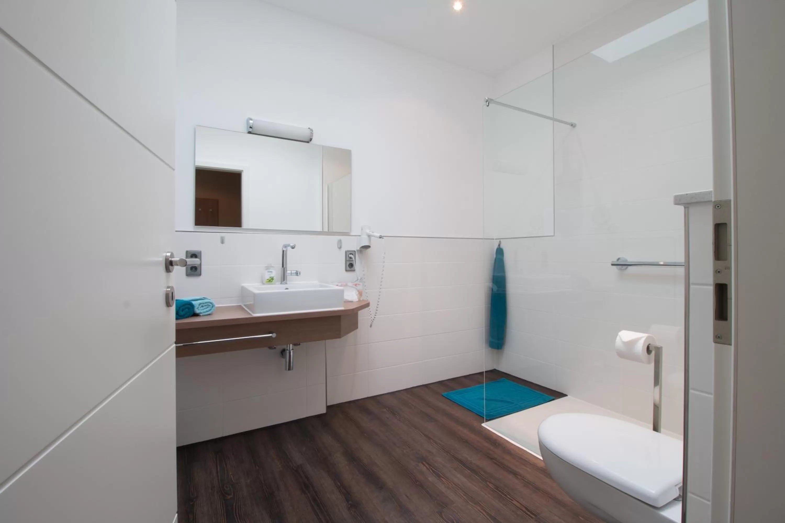 Bathroom in Gästehaus Bauer - Schlafen auf dem Weingut