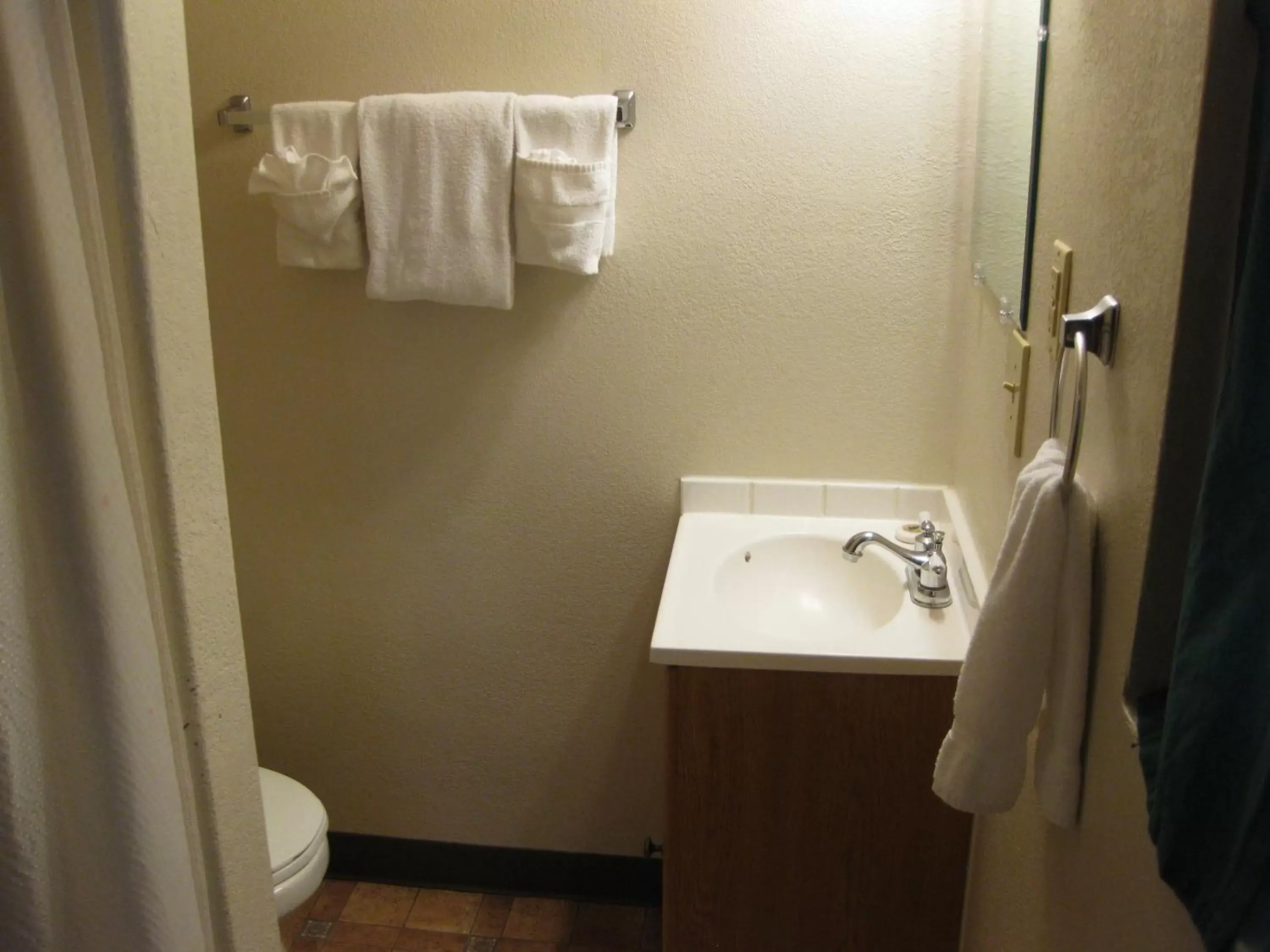 Shower, Bathroom in Eagle Cap Chalets