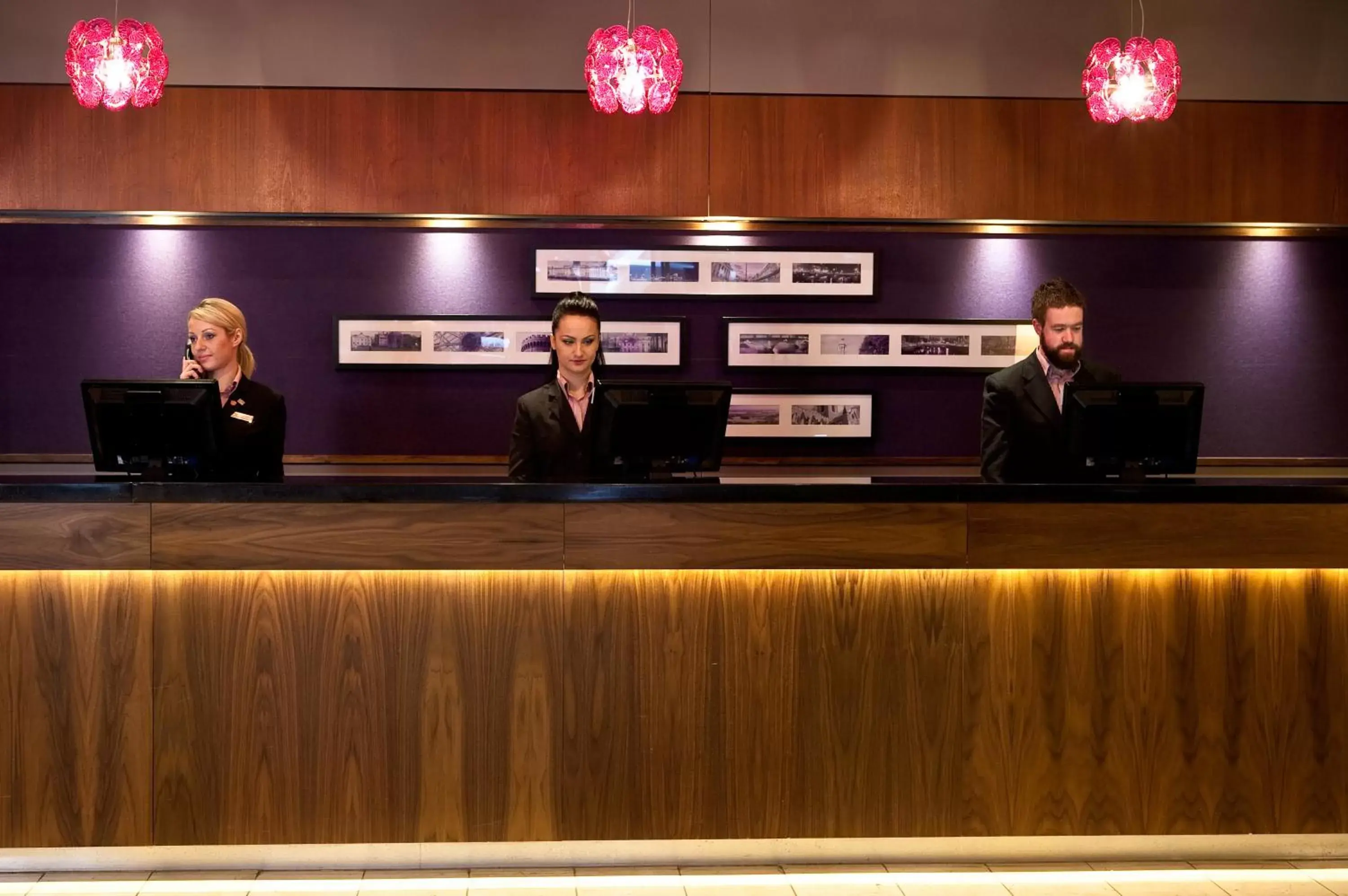 Lobby or reception, Lobby/Reception in Leonardo Hotel Dublin Parnell Street - Formerly Jurys Inn