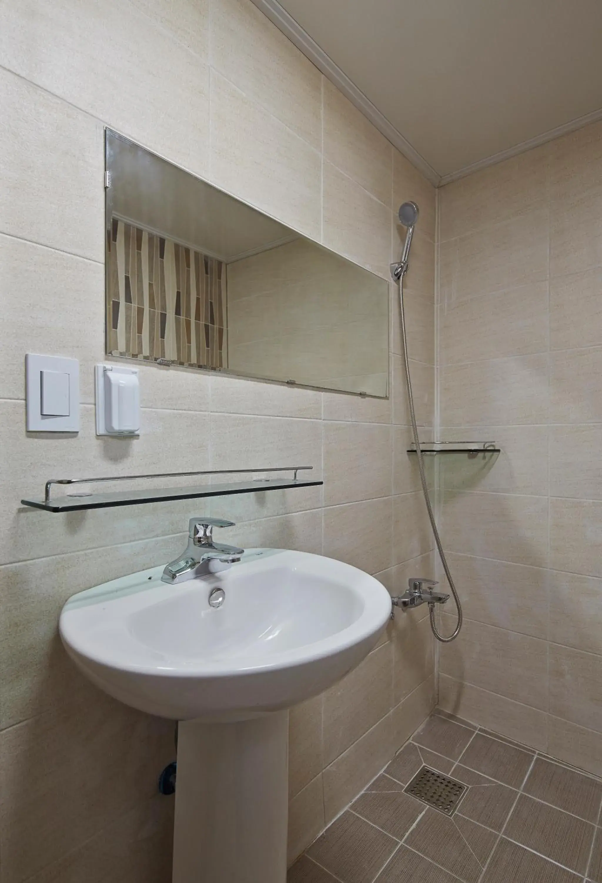 Shower, Bathroom in Jiwoljang Guest House