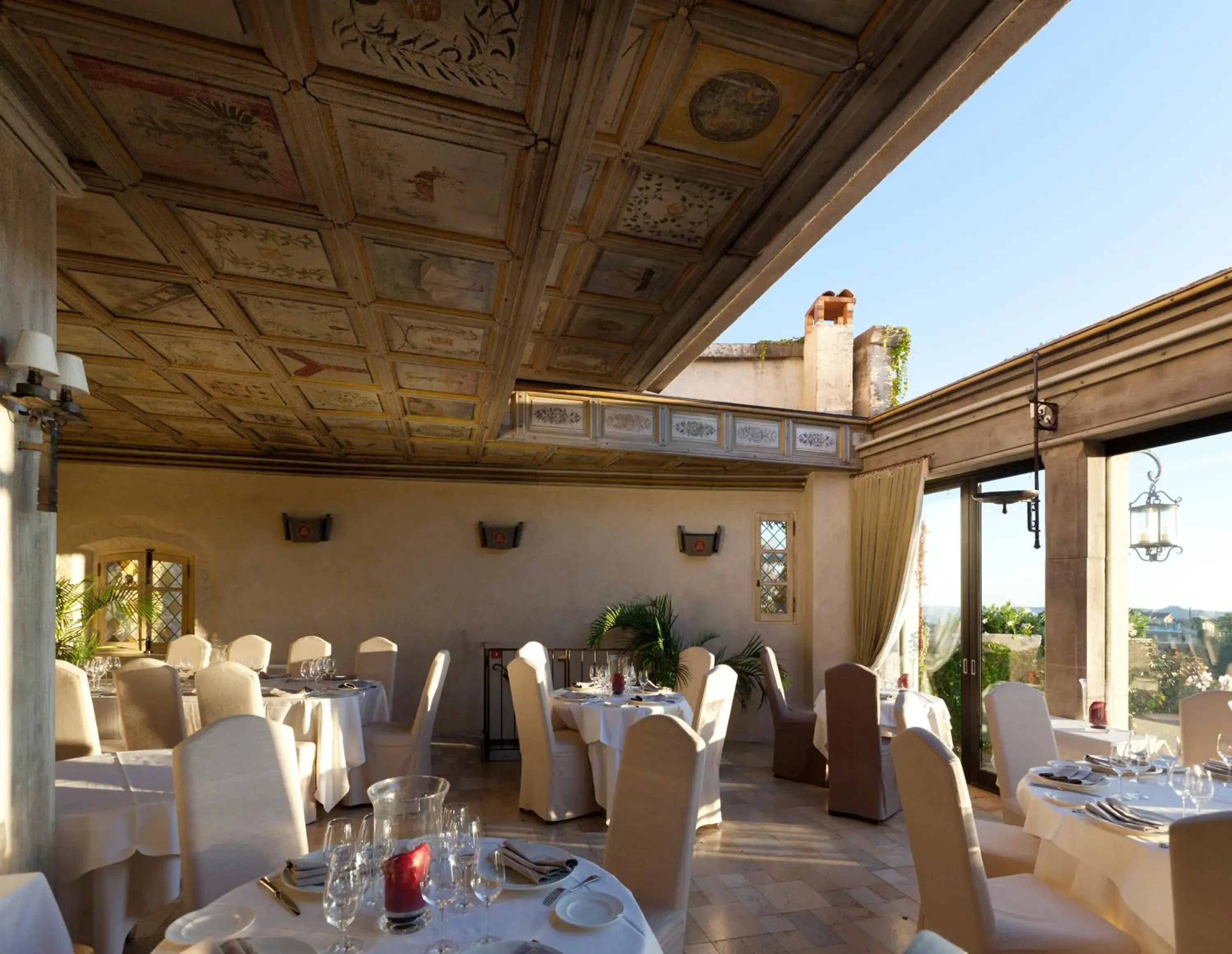 Balcony/Terrace, Restaurant/Places to Eat in Château Le Cagnard