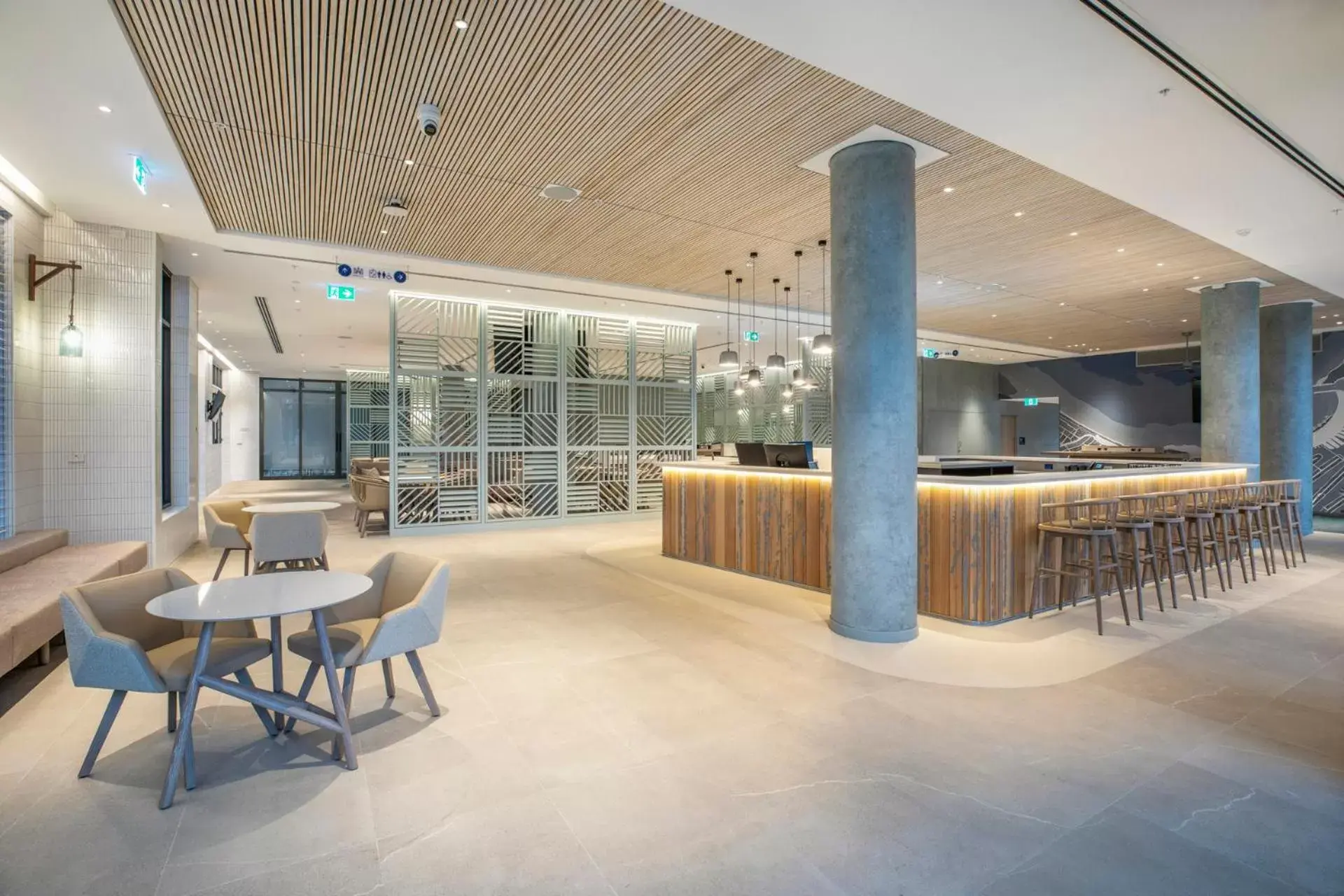 Lobby or reception in Holiday Inn Express & Suites Sunshine Coast, an IHG Hotel