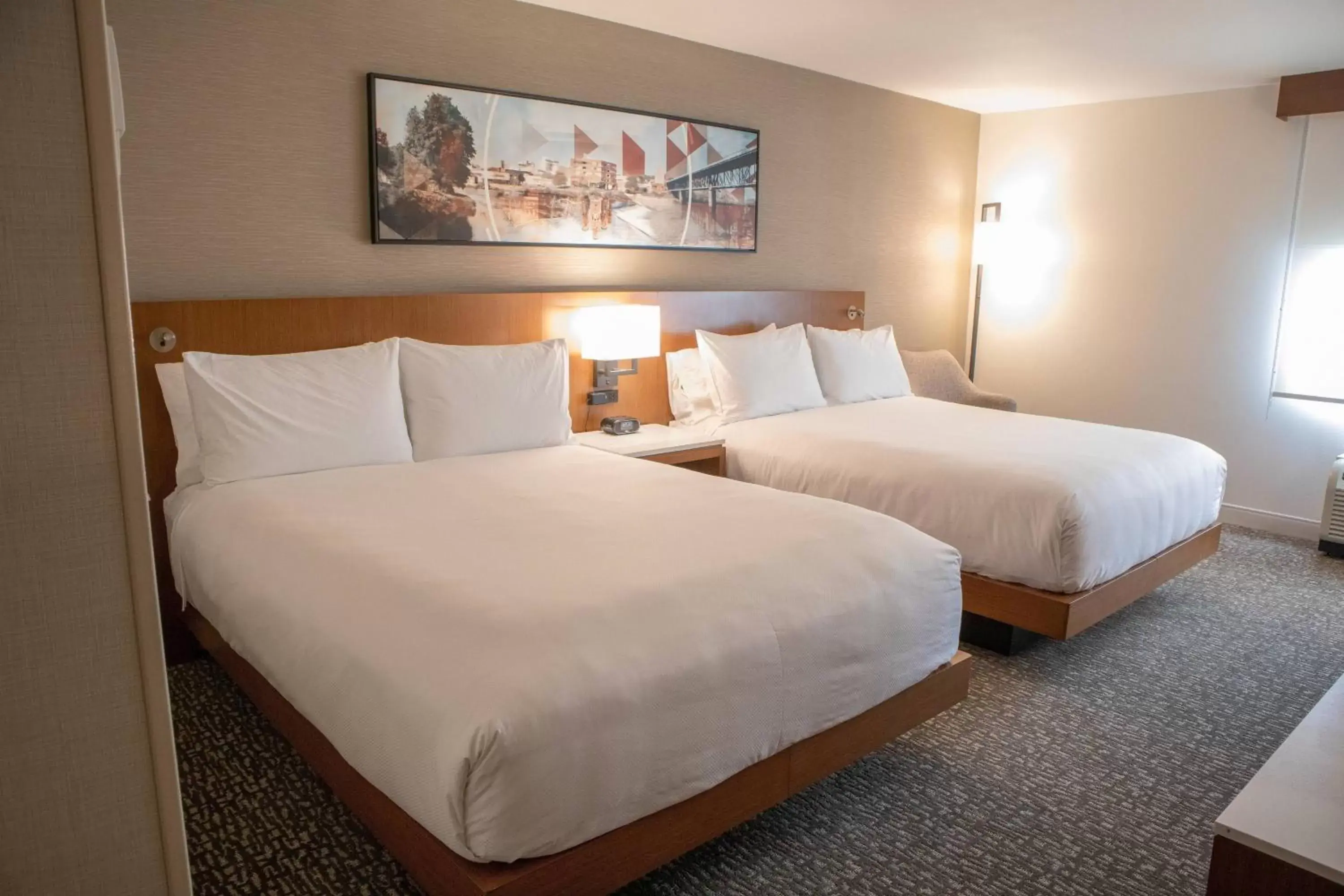 Photo of the whole room, Bed in Delta Hotels by Marriott Allentown Lehigh Valley