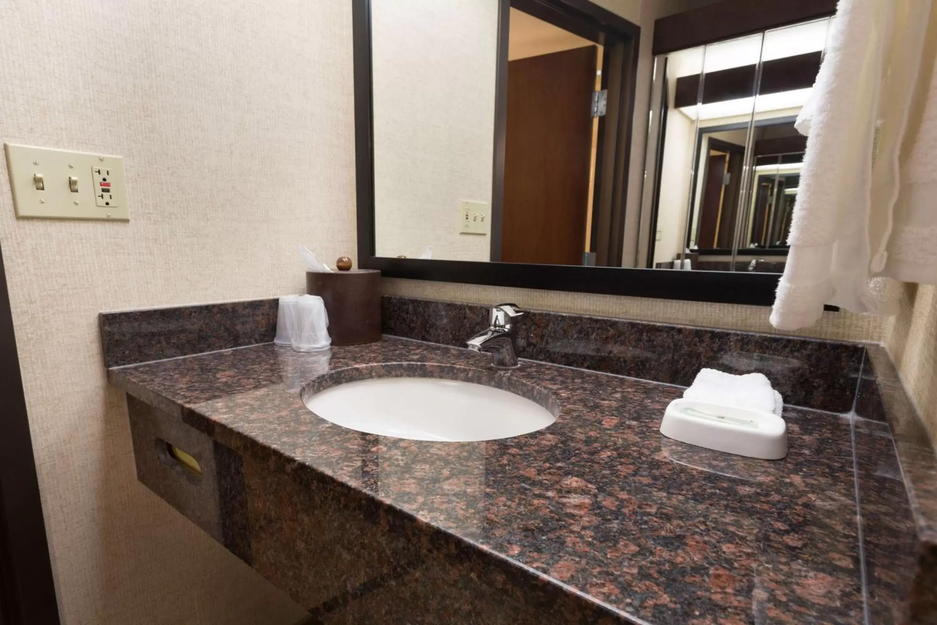 Bathroom in Drury Inn & Suites Champaign