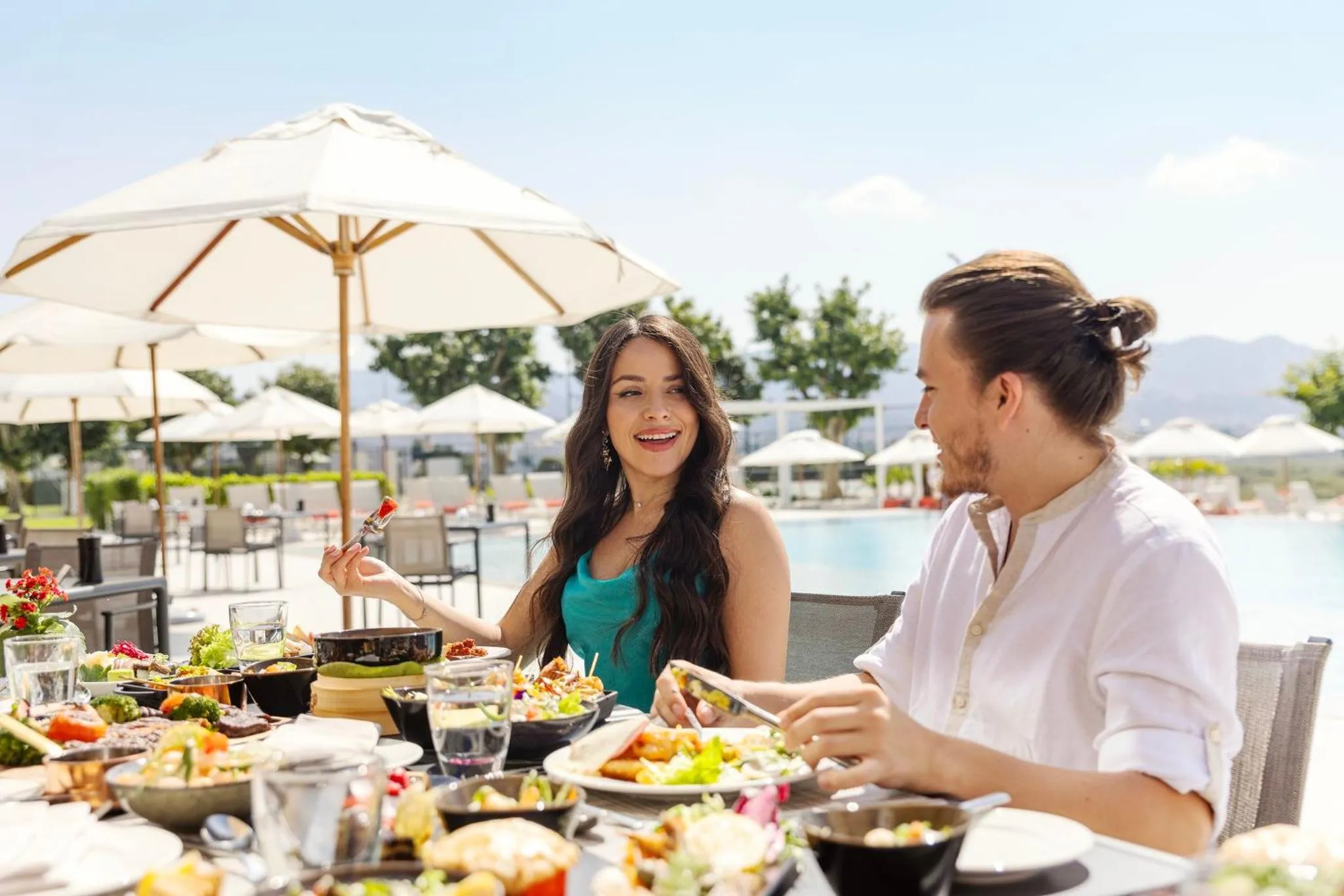 Restaurant/places to eat in Crowne Plaza Muscat by IHG