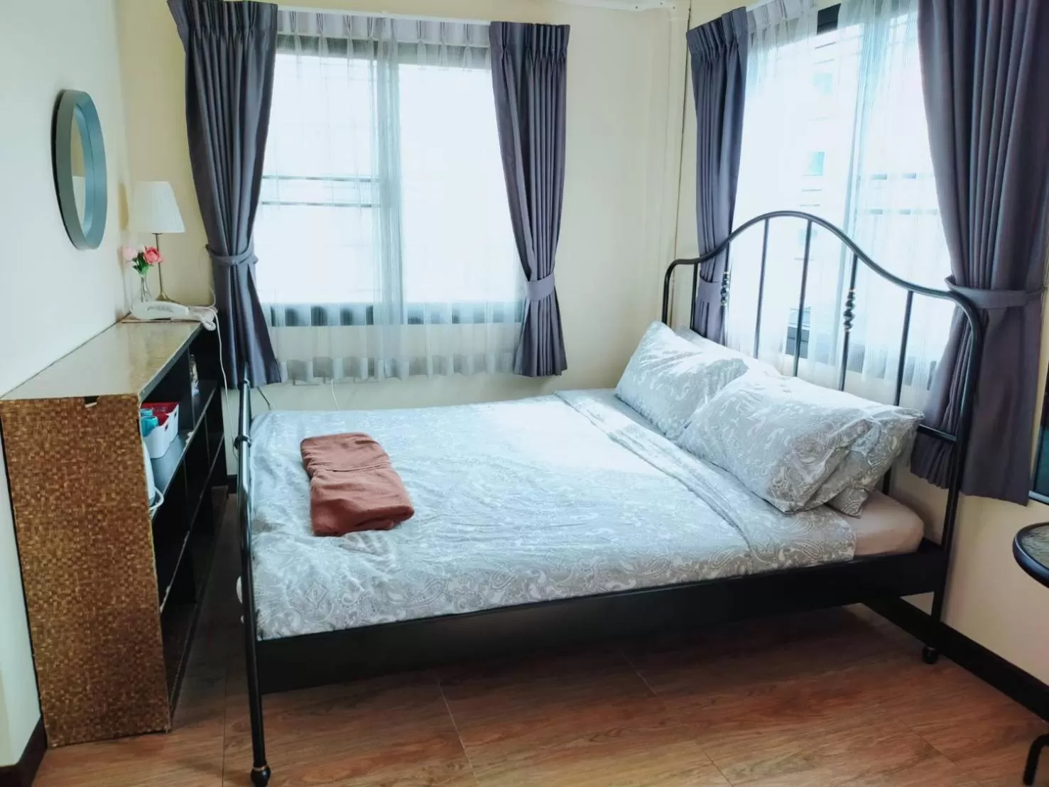 Bedroom, Bed in The Cube Sathorn Boutique Hotel เดอะ คิวบ์ สาทร บูติค โฮเทล Near BTS Surasak