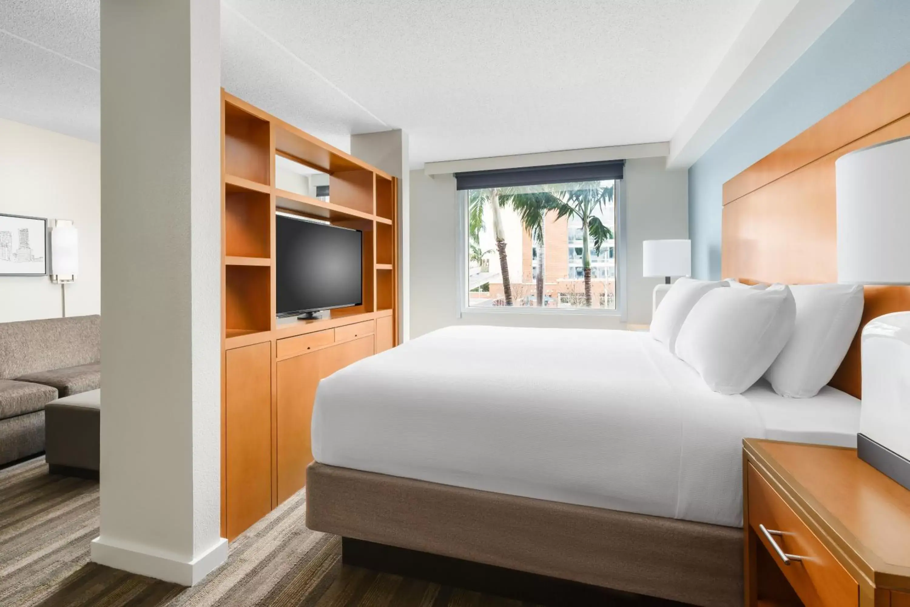Bedroom, Bed in Hyatt House Fort Lauderdale Airport/Cruise Port