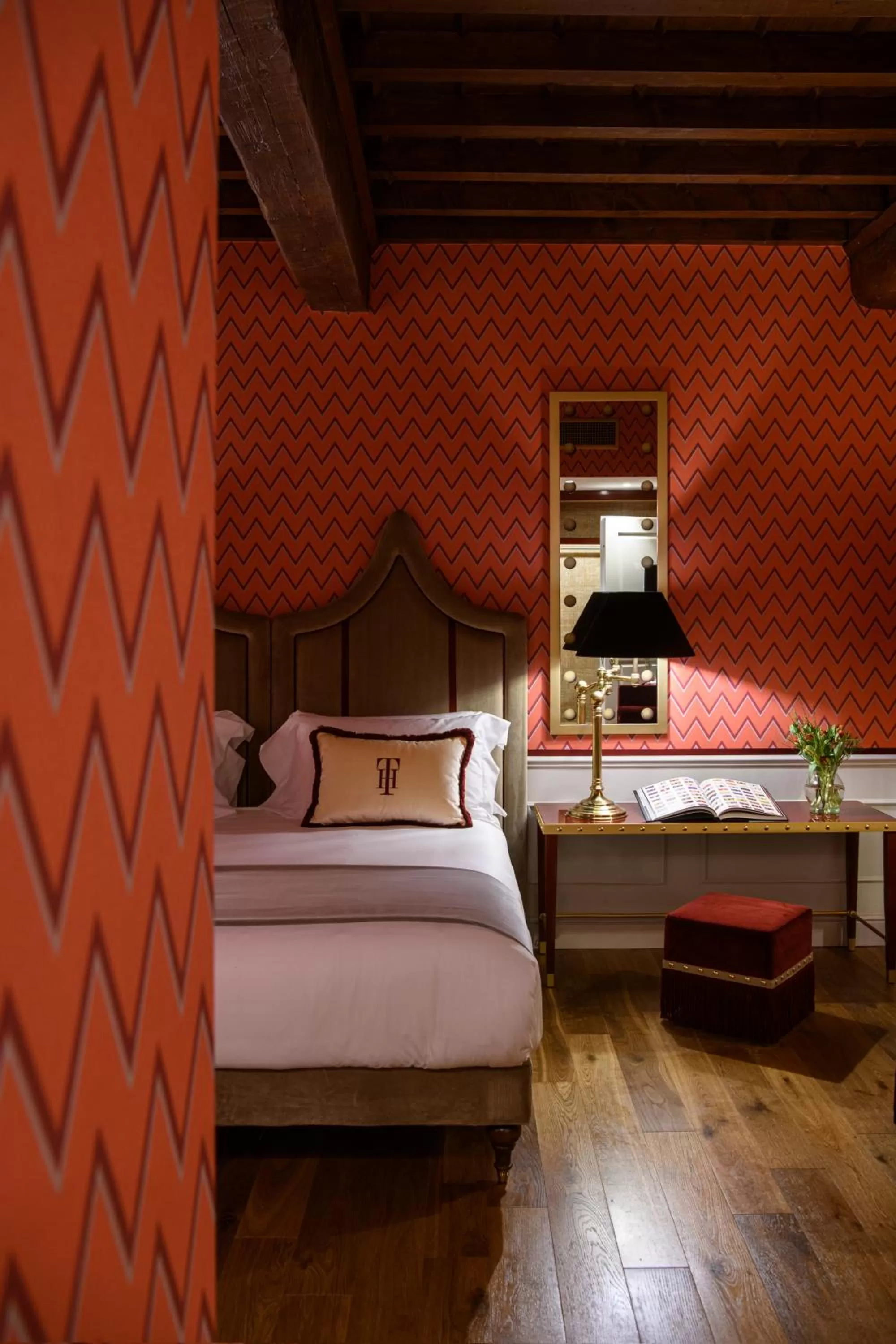 Bed in IL Tornabuoni The Unbound Collection by Hyatt