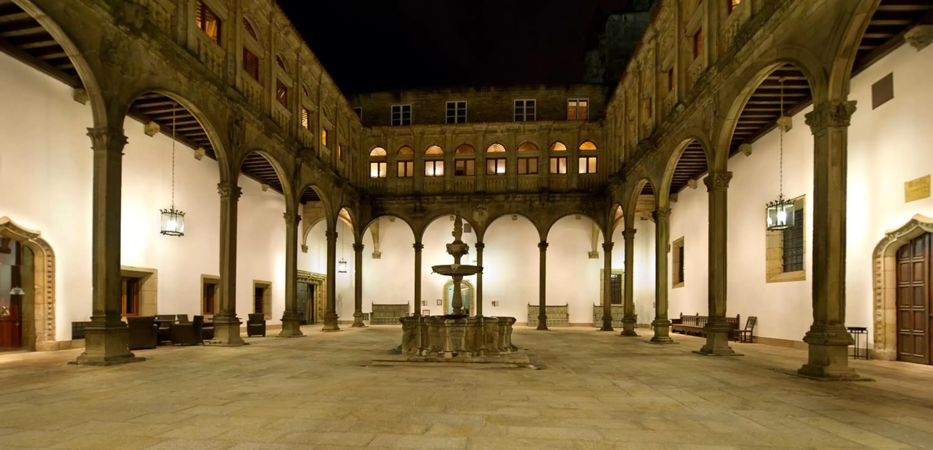 Patio in Parador de Santiago - Hostal Reis Catolicos