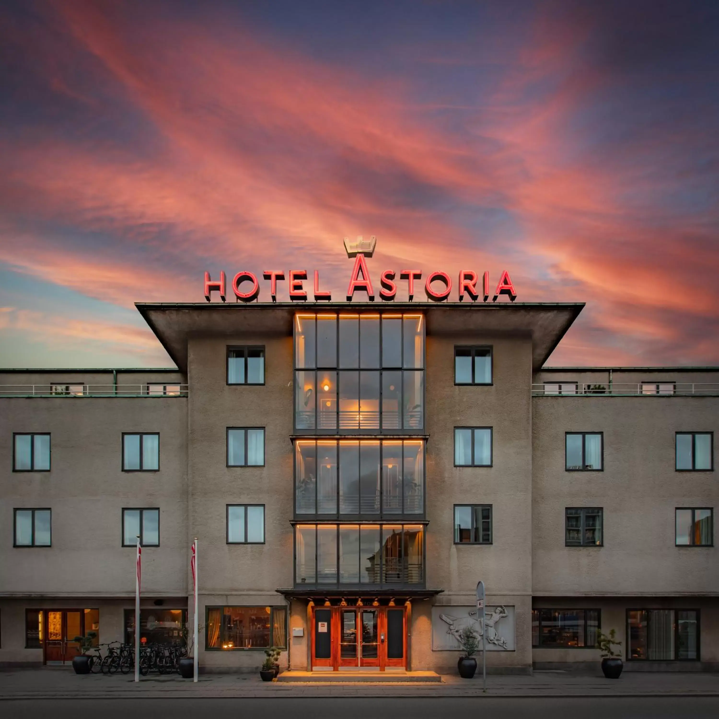 Property Building in Hotel Astoria, Best Western Signature Collection