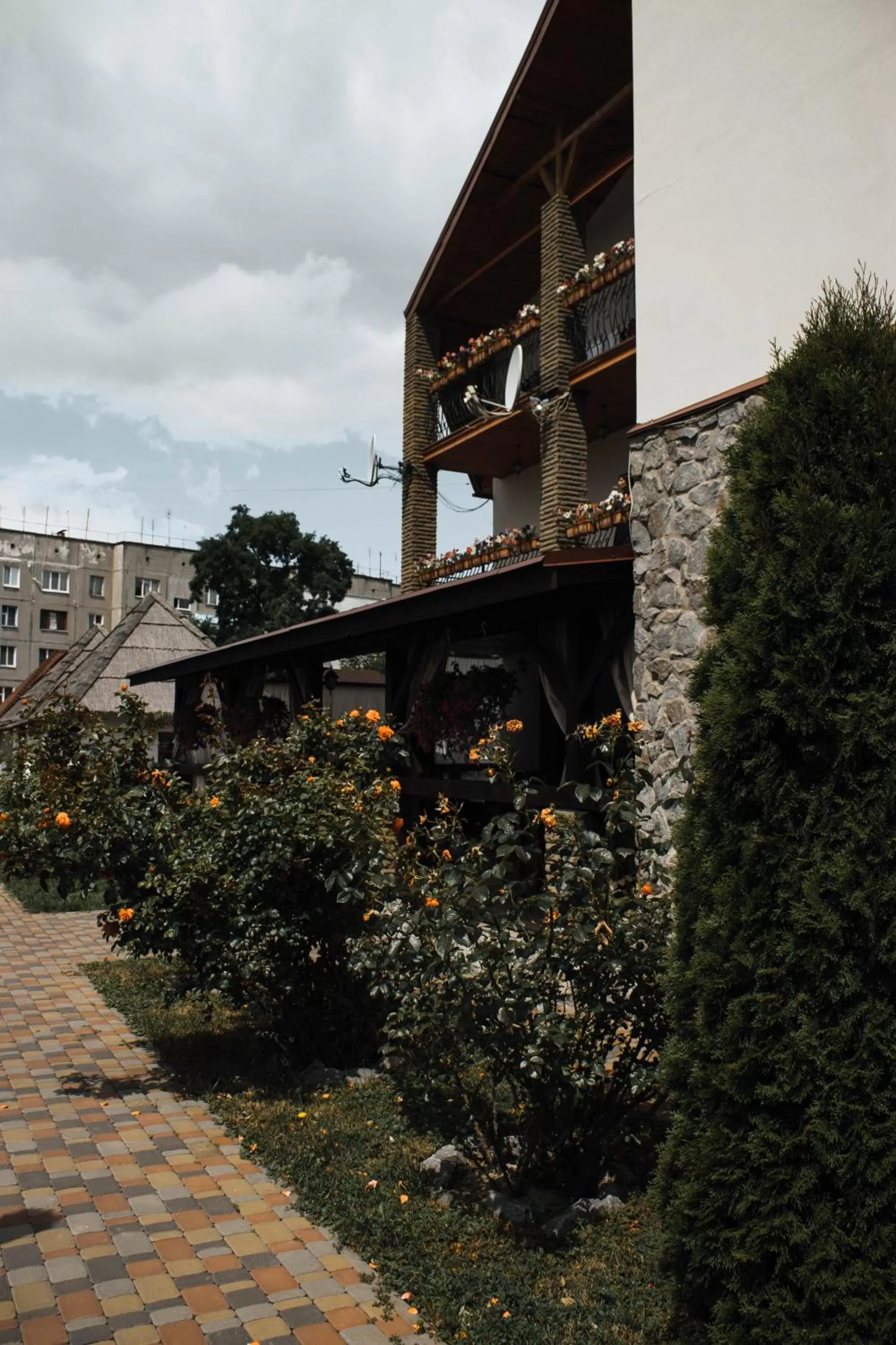 Area and facilities in Stara Vezha Hotel