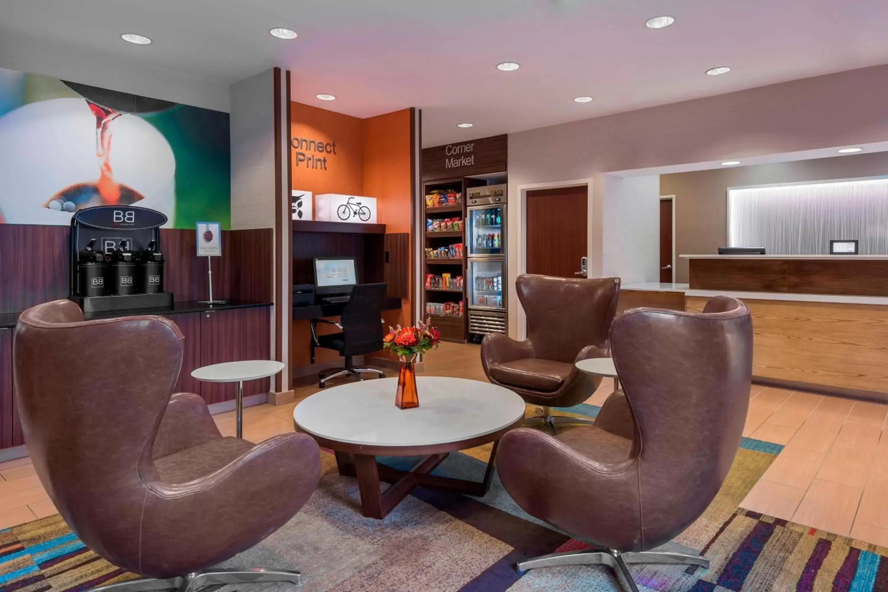 Lobby or reception, Lounge/Bar in Fairfield Inn by Marriott Albany University Area