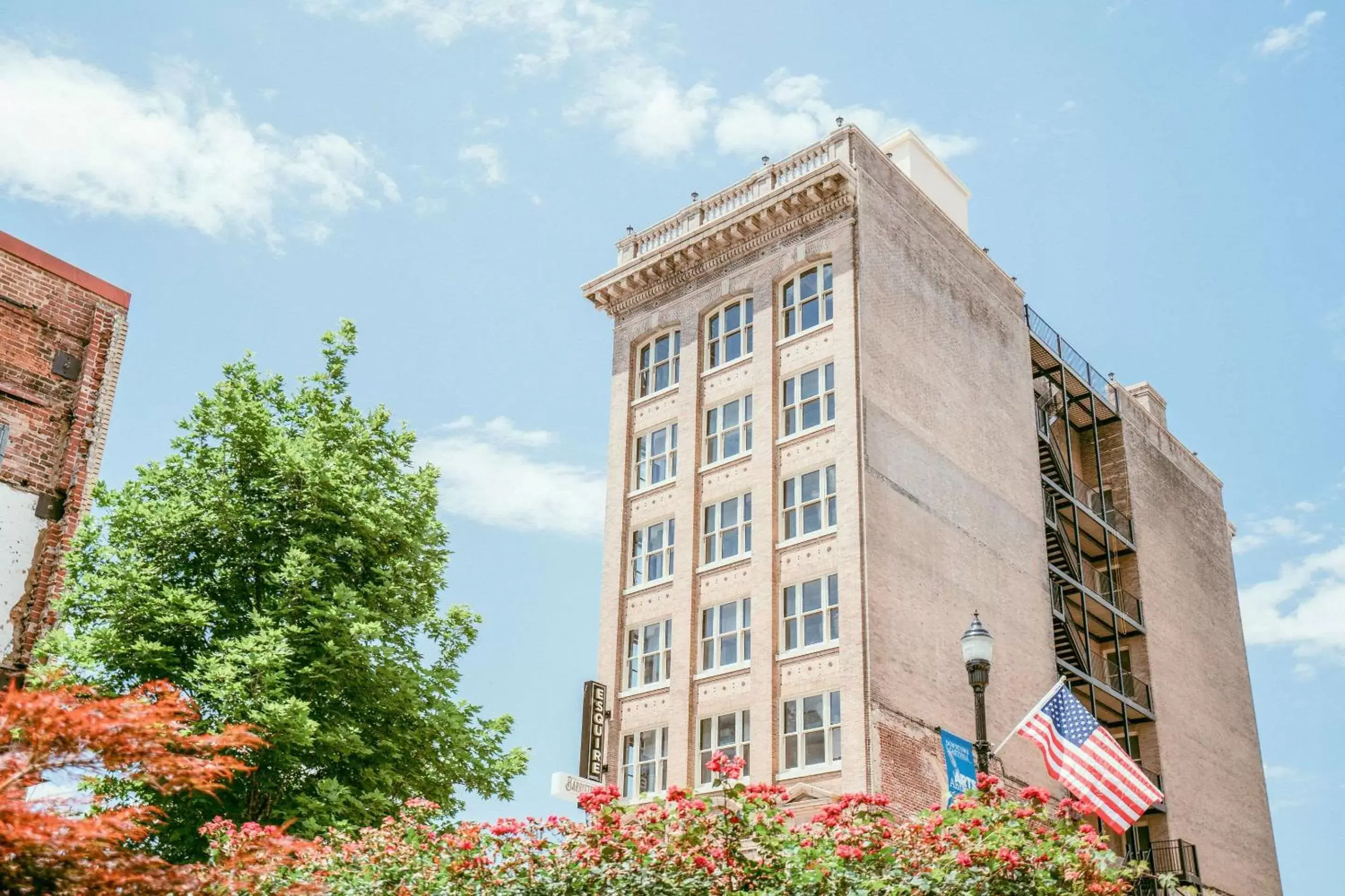 Property Building in The Esquire Hotel Downtown Gastonia, Ascend Hotel Collection