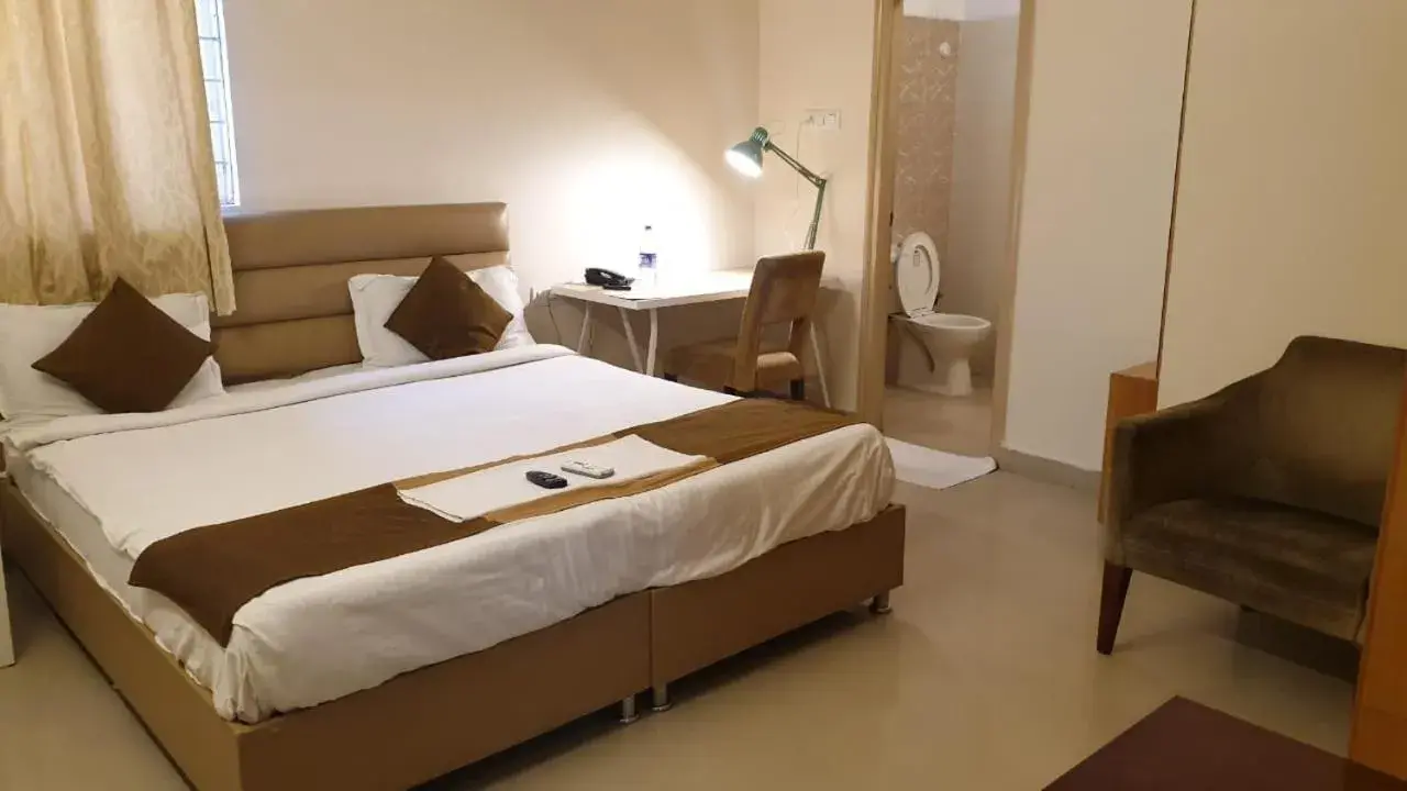 Bed in Hotel Blue Dawn Suites Madhapur