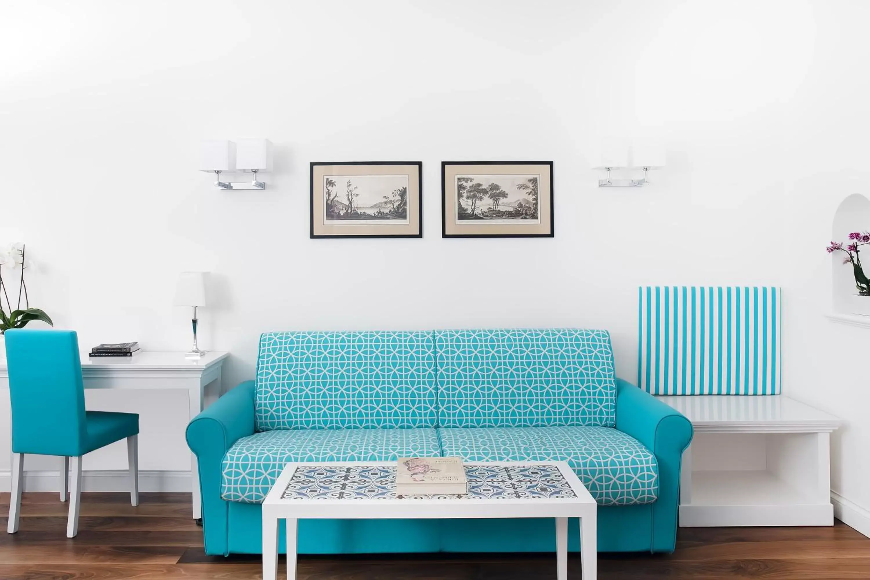 Seating Area in Hotel Villa Garden