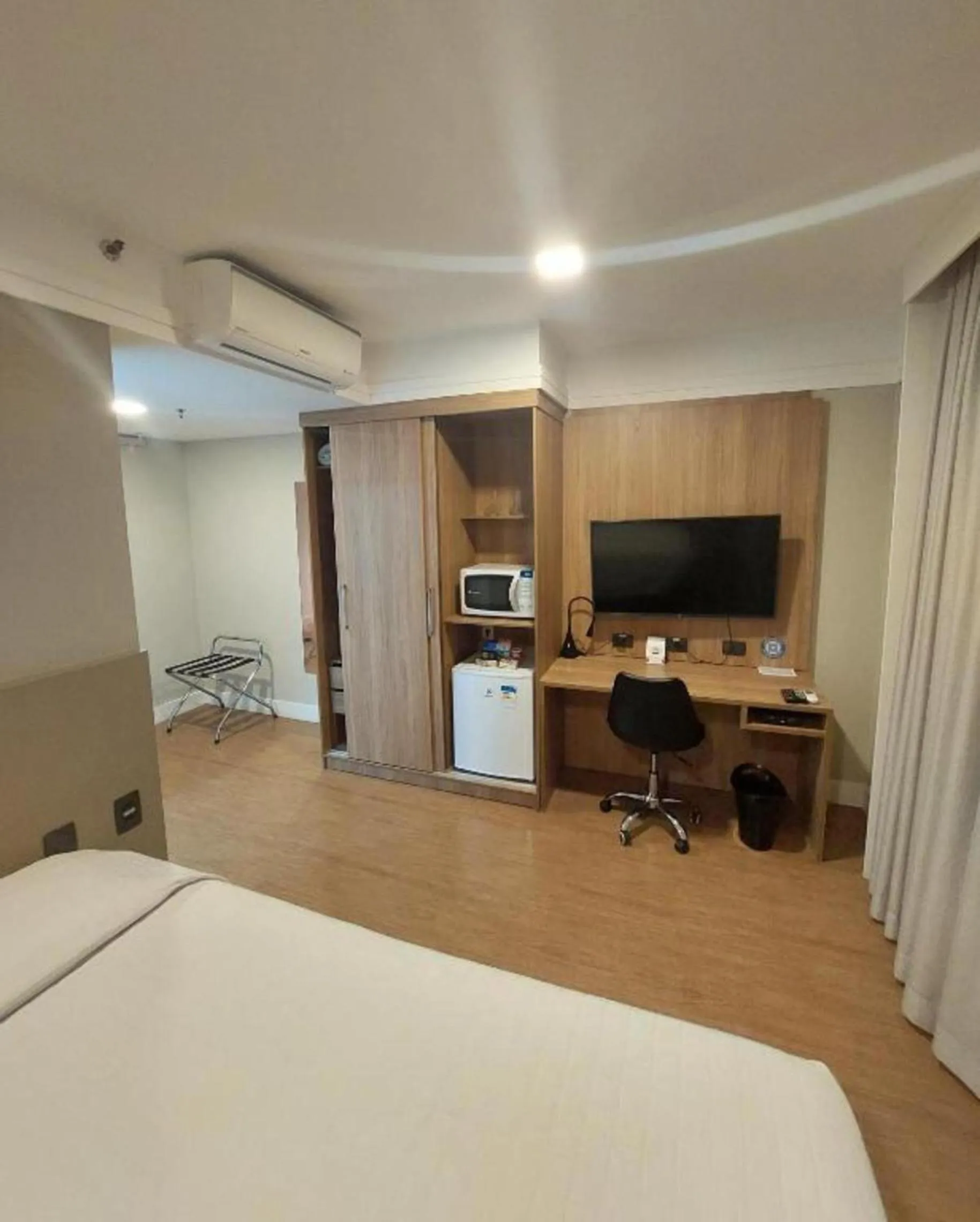 Photo of the whole room, Bed in Transamerica Executive Bela Cintra (Paulista)