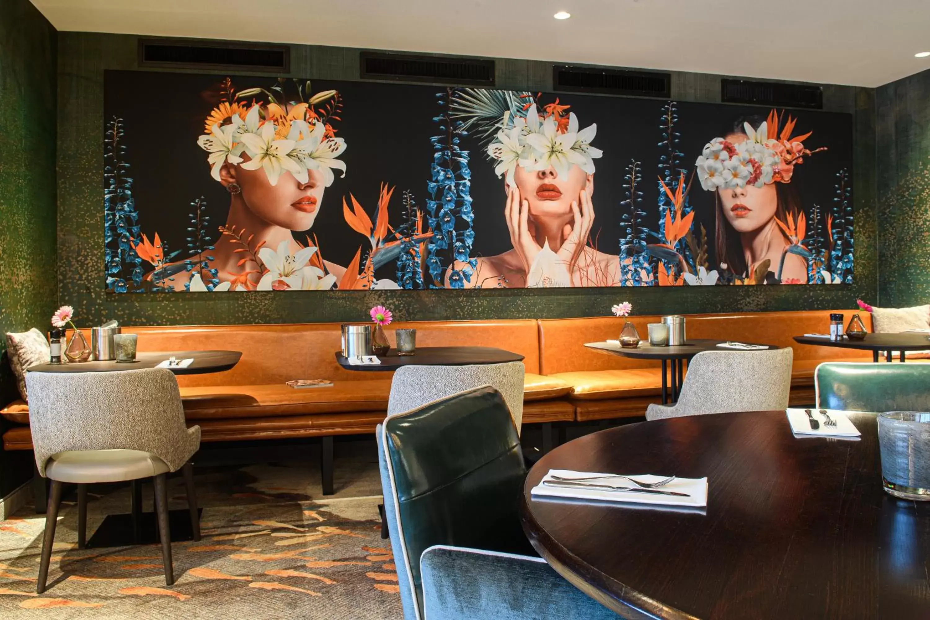 Restaurant/places to eat in Van der Valk Hotel Breda