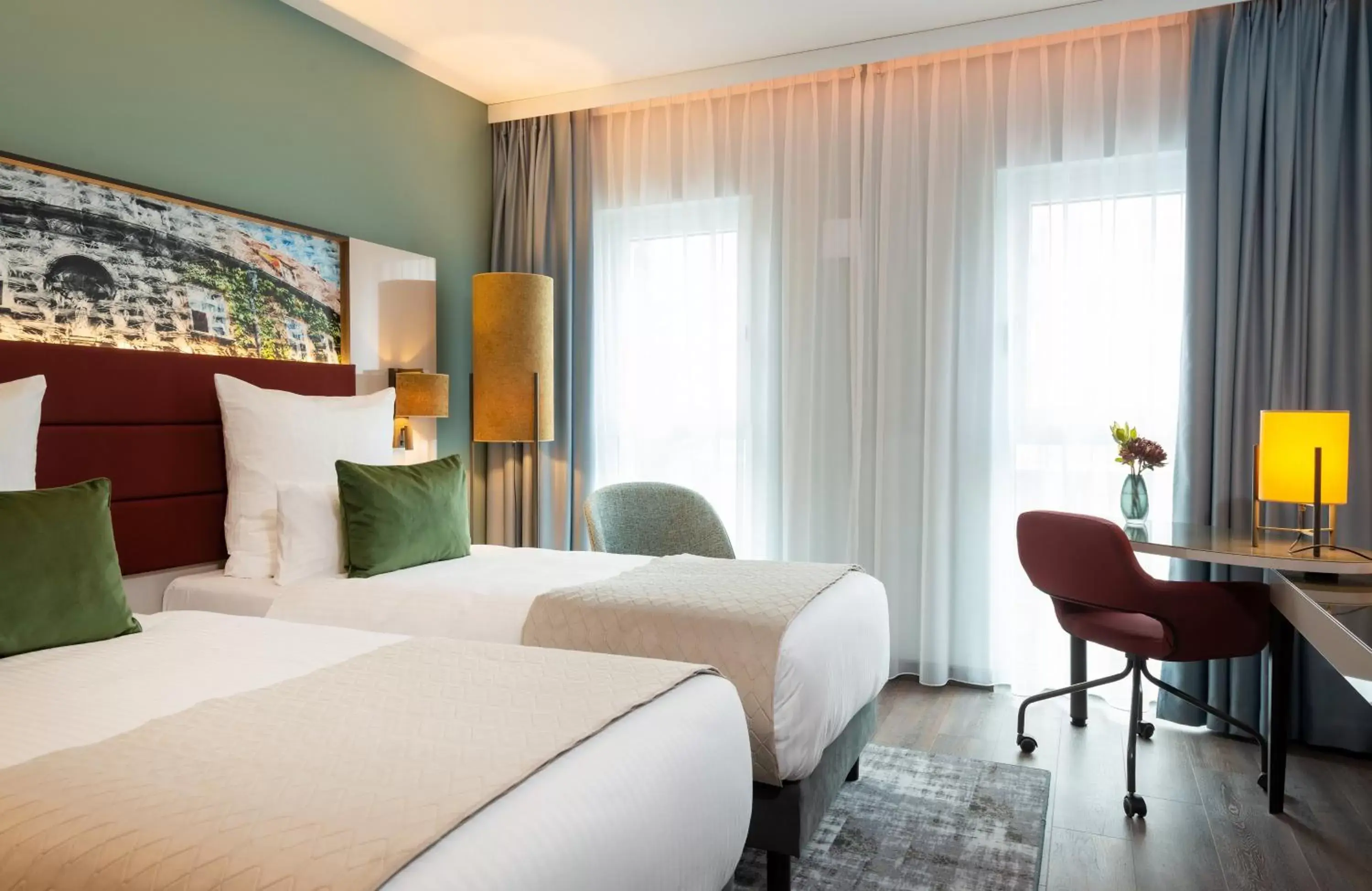 Photo of the whole room, Bed in Leonardo Hotel Augsburg Photo of the whole room, Bed in Leonardo Hotel Augsburg