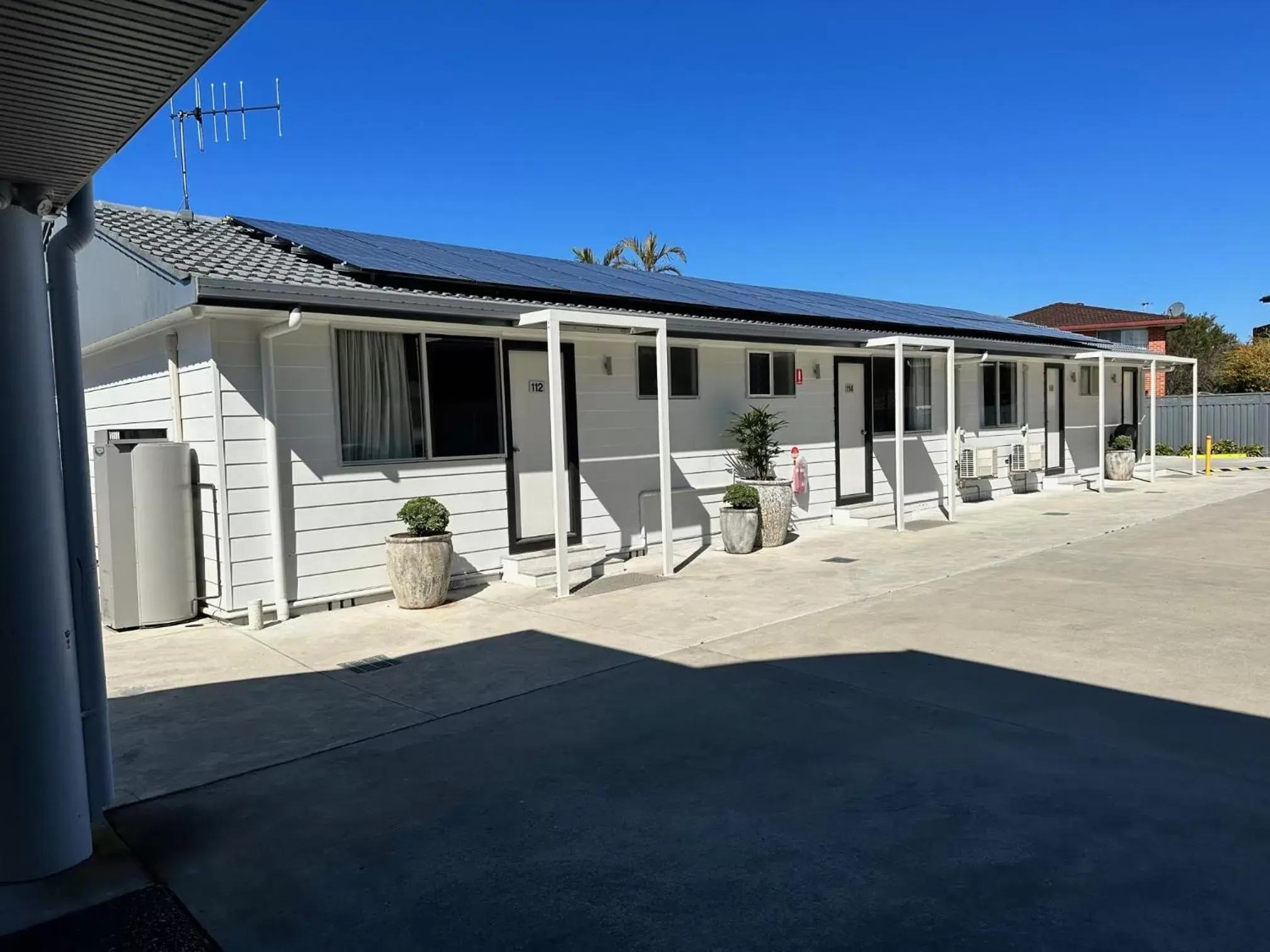 Property Building in Surf Beach Motel Port