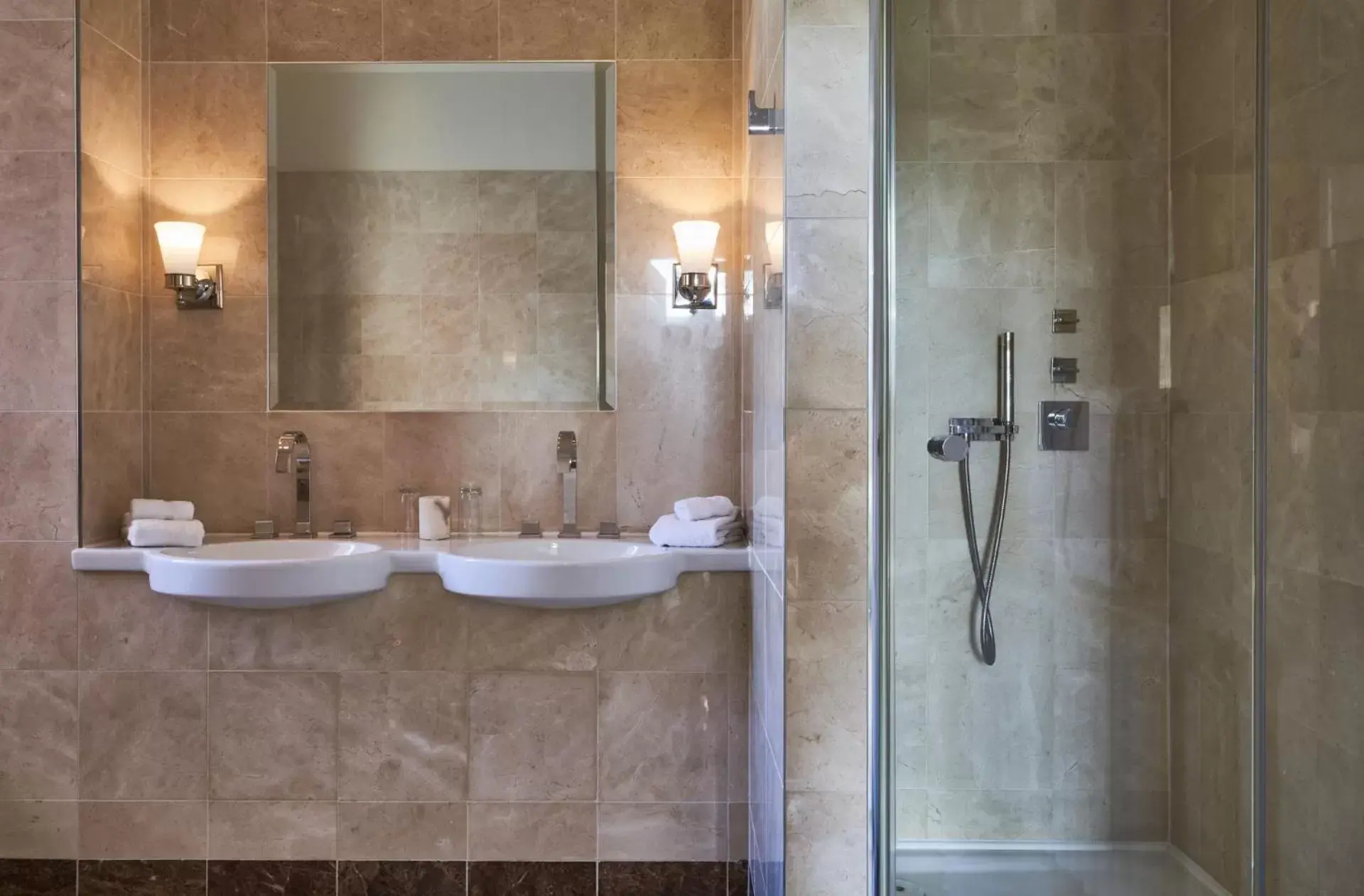 Bathroom in Rockliffe Hall Hotel Golf & Spa