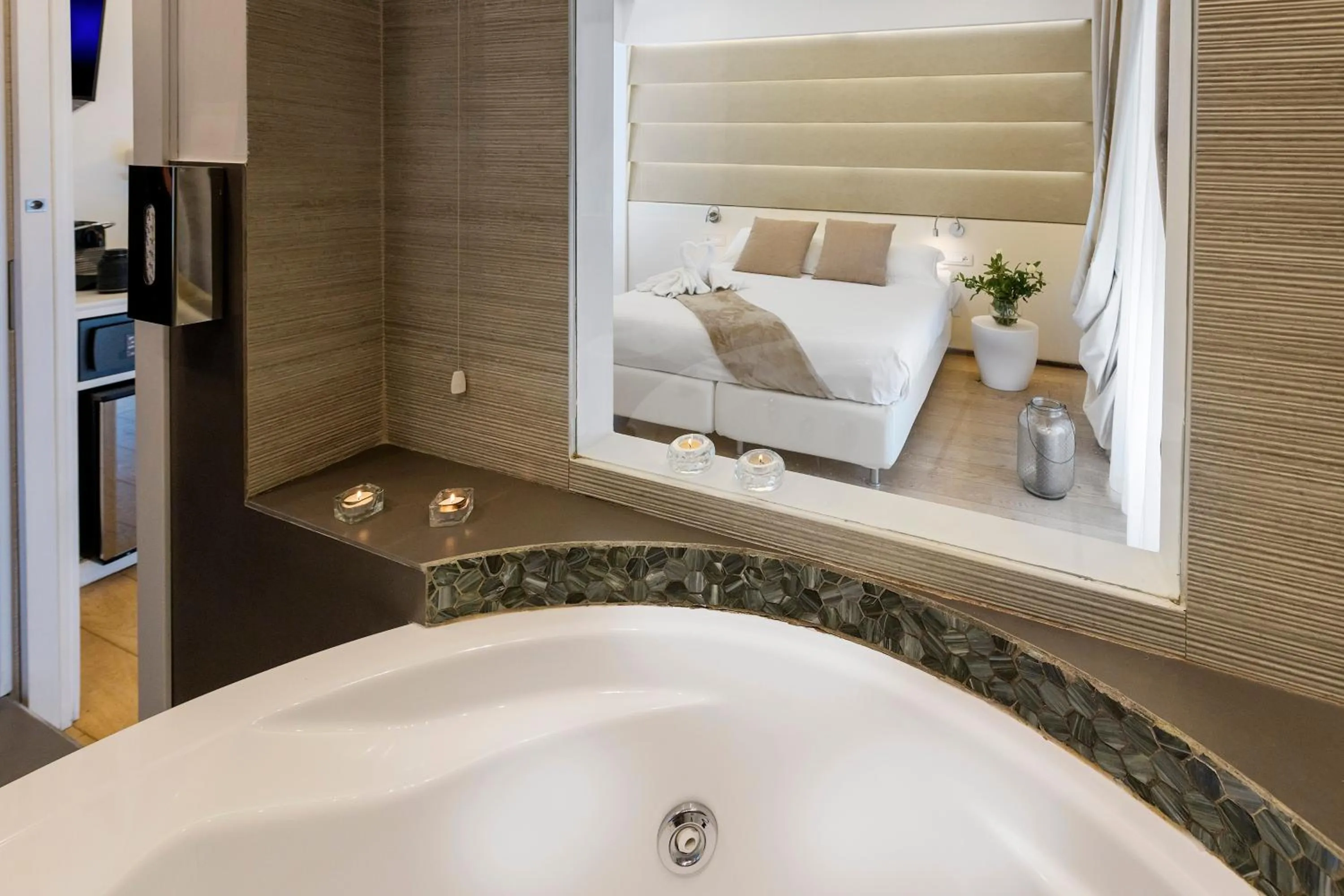 Bathroom, Bed in Vatican Style