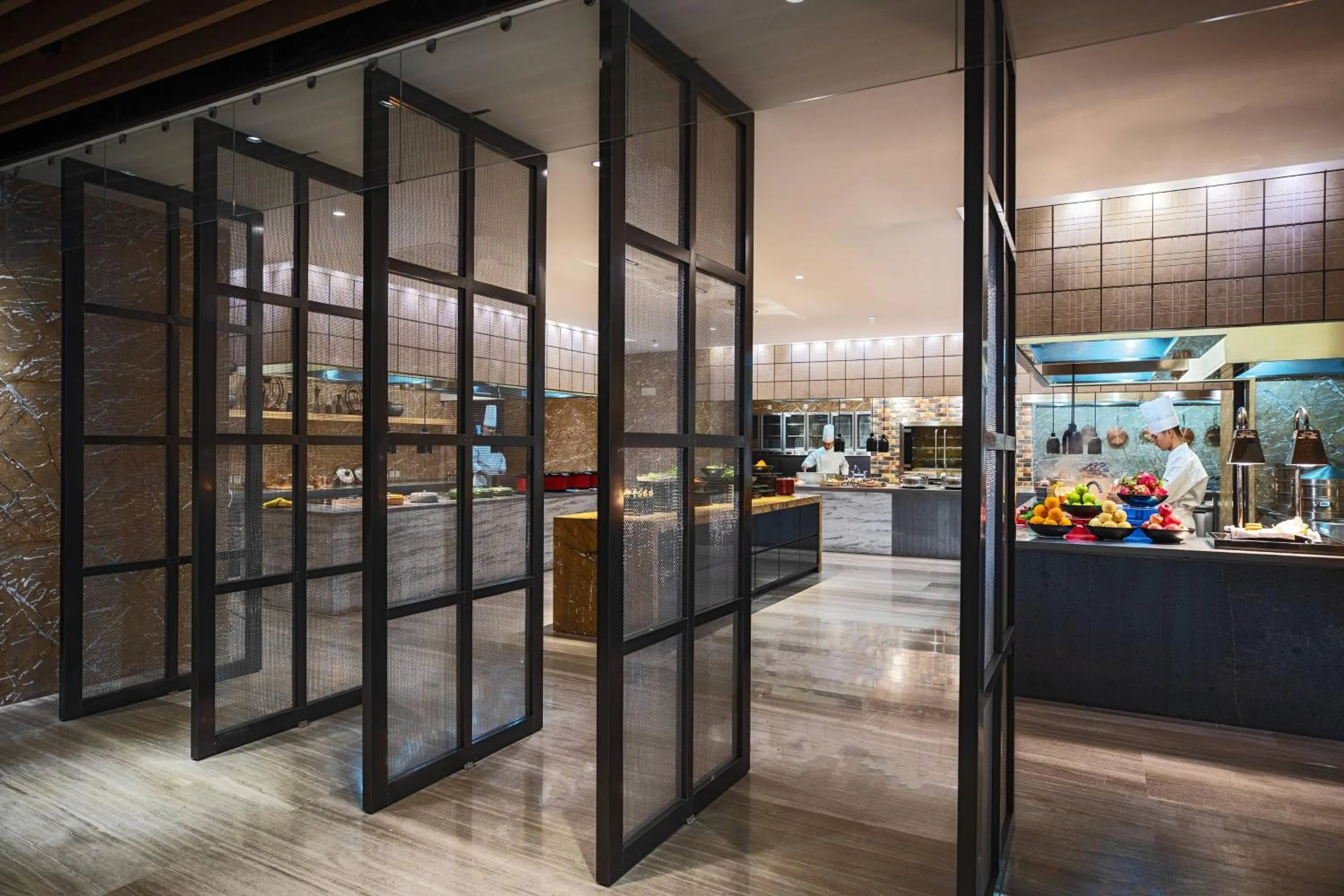 Restaurant/places to eat in Renaissance Shenyang West Hotel