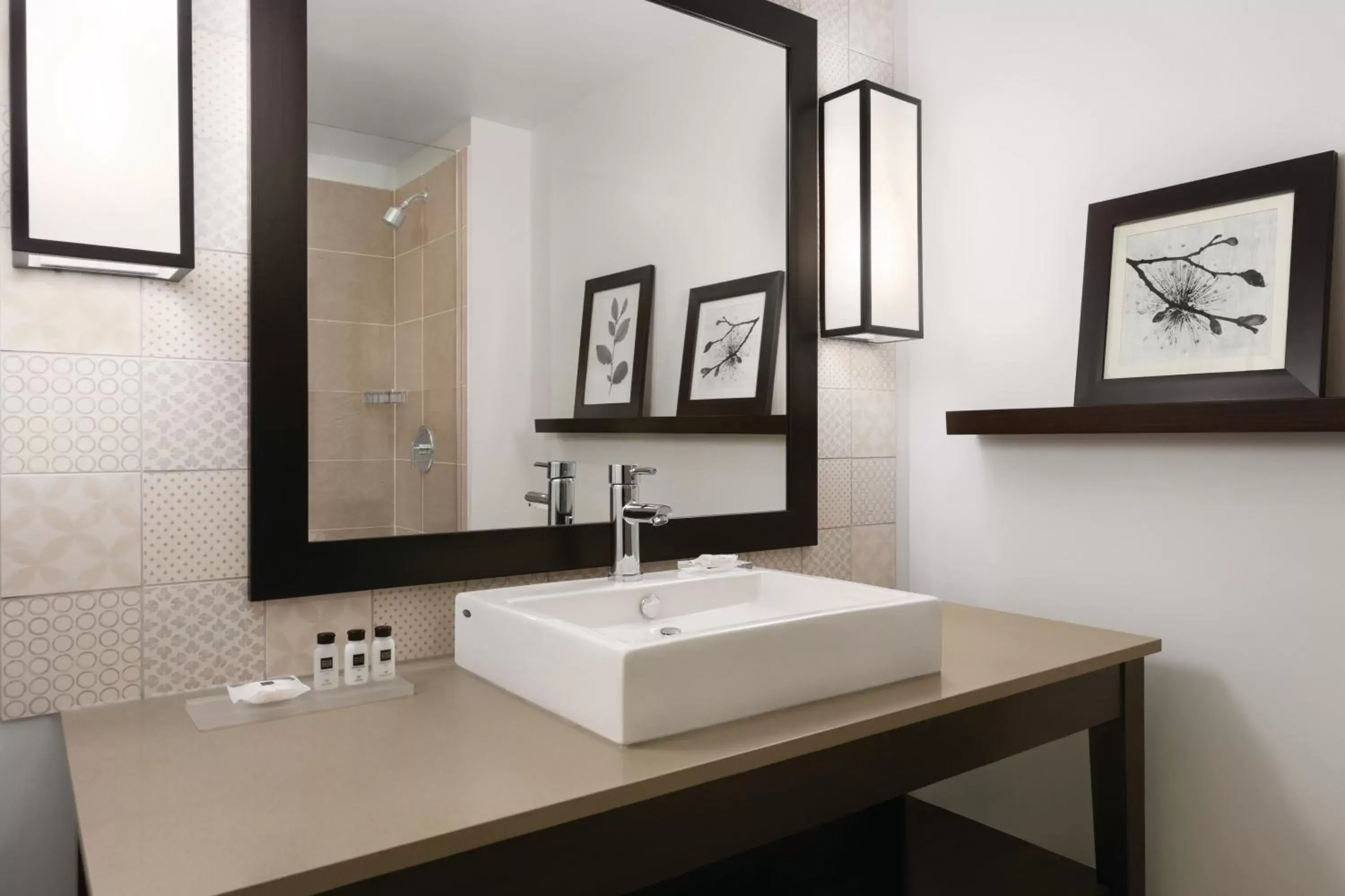 King Suite with Sofa Bed and Tub with Grab Bars in Country Inn & Suites by Radisson, Belleville, ON King Suite with Sofa Bed and Tub with Grab Bars in Country Inn & Suites by Radisson, Belleville, ON