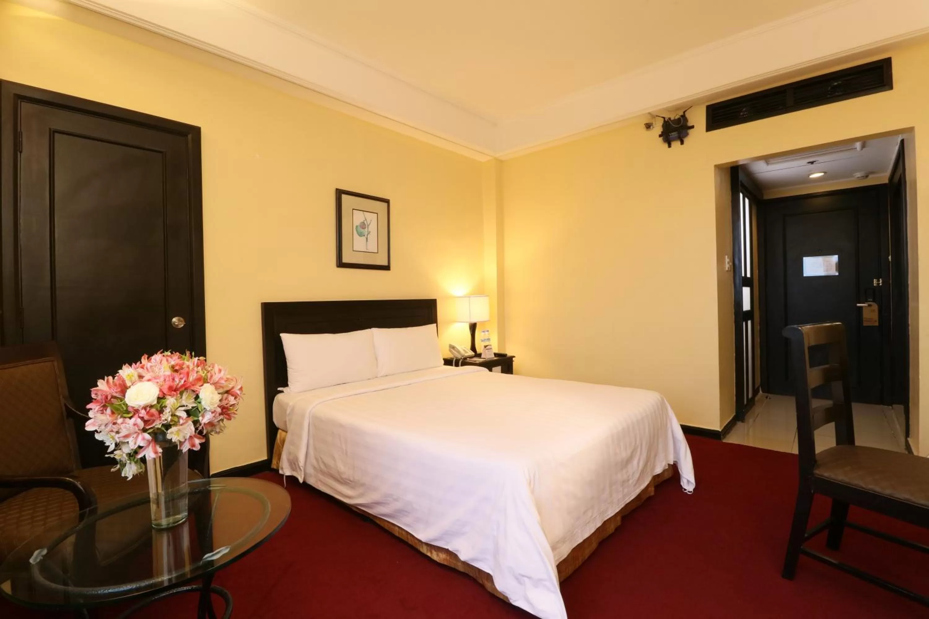 Superior Double or Twin Room in Bayview Park Hotel Manila