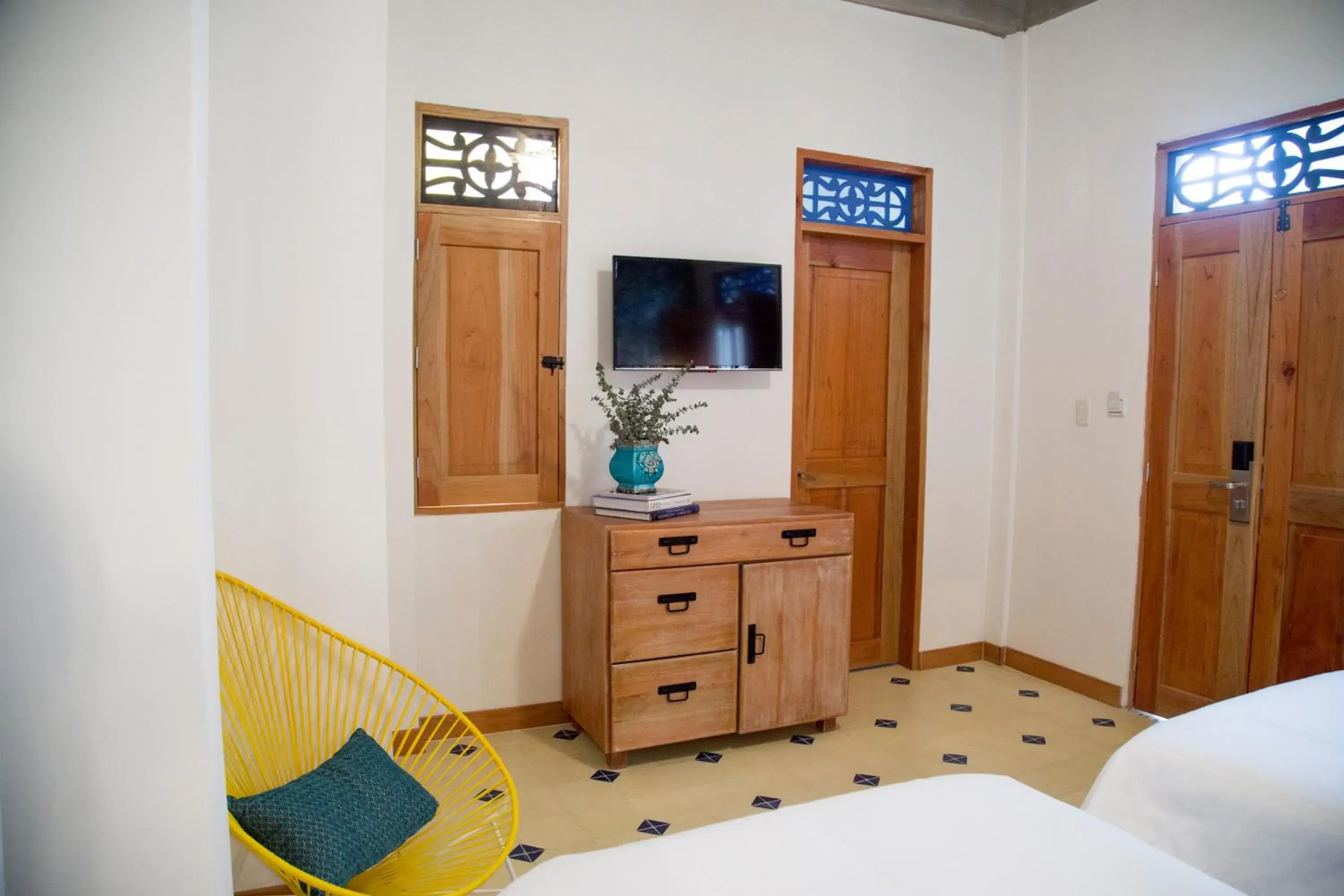 Bedroom, TV/Entertainment Center in Hotel Boutique Casa Mia