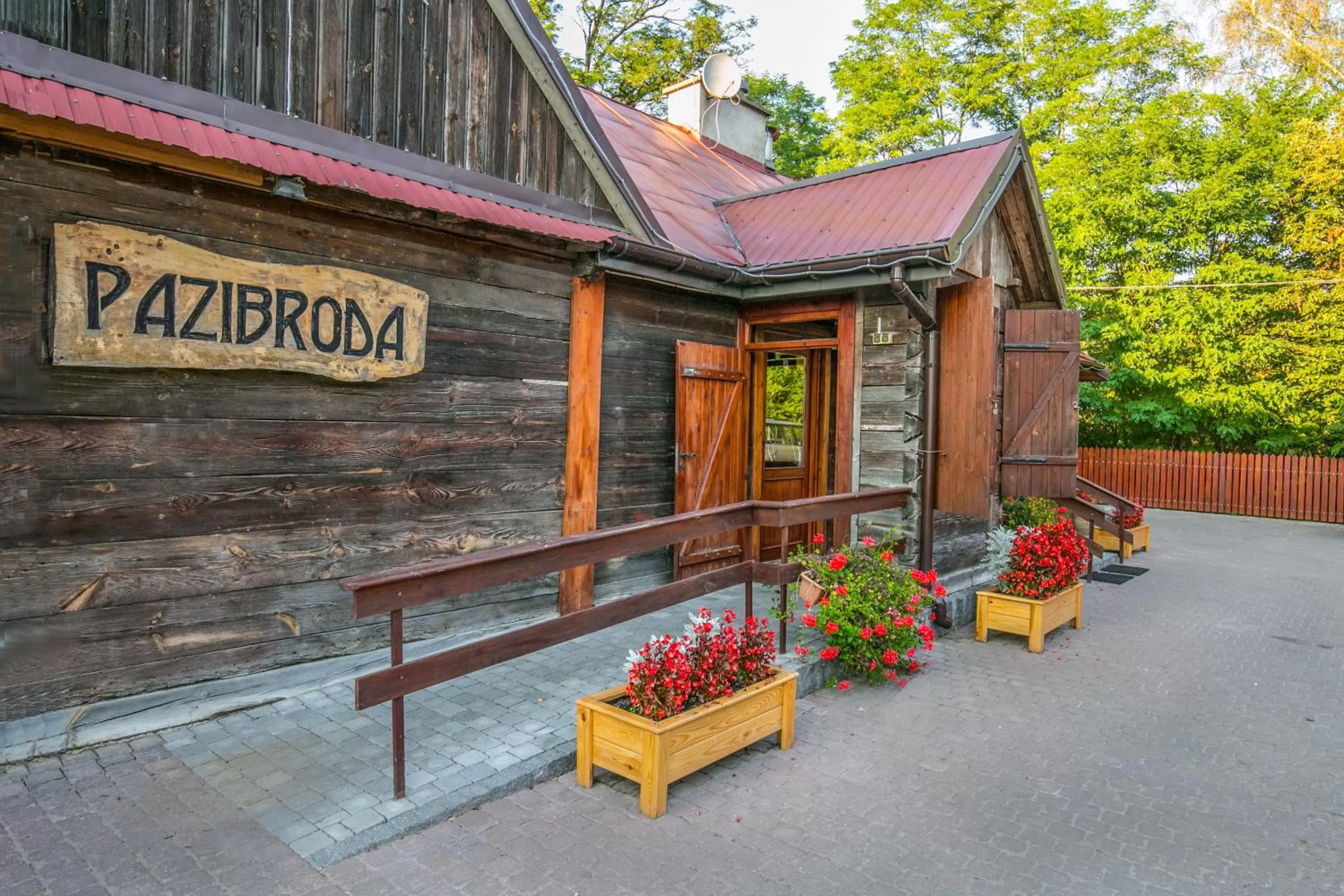 Restaurant/places to eat in Gospoda Pazibroda