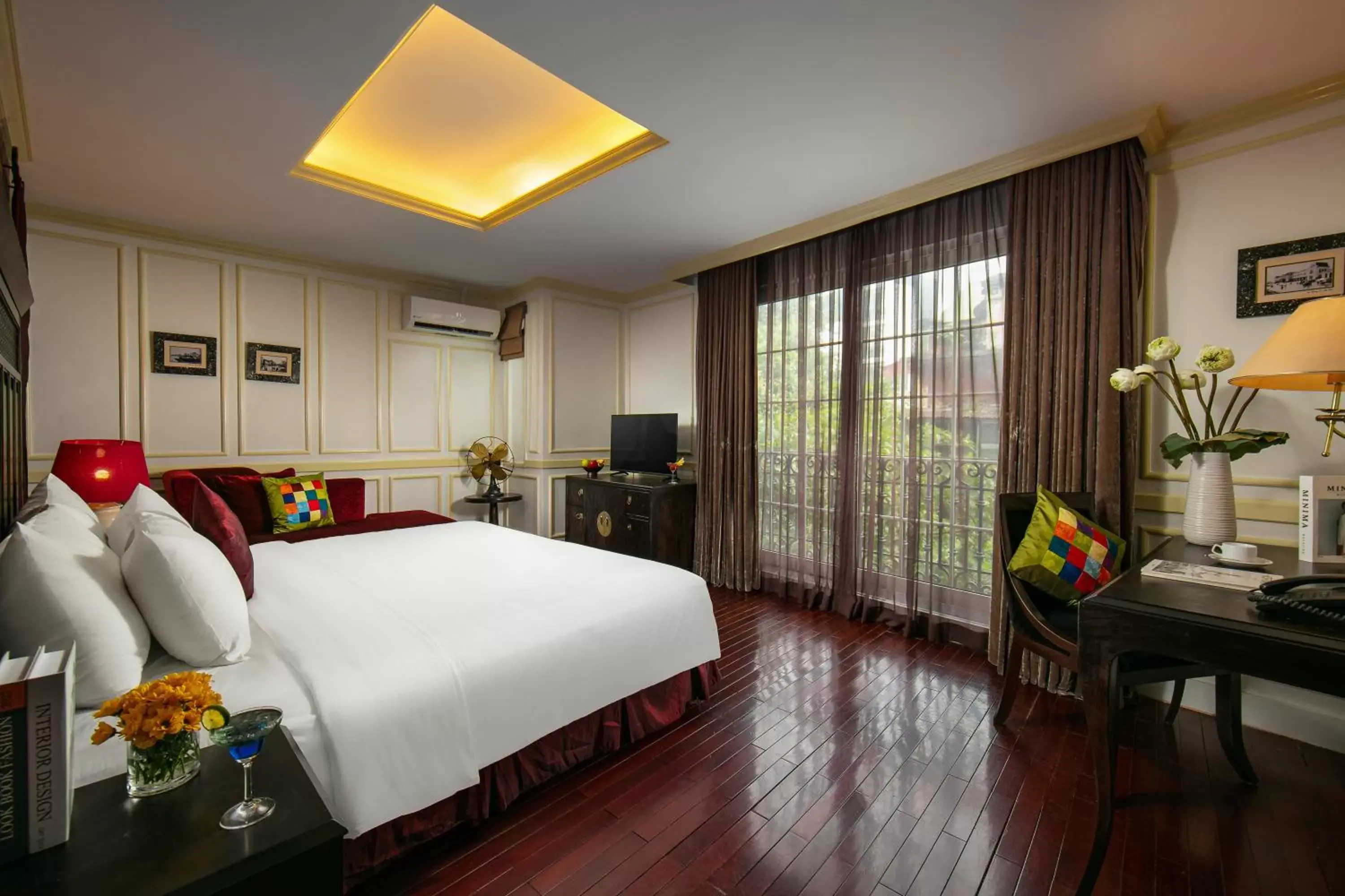 Bed in Hanoi Boutique Hotel & Spa