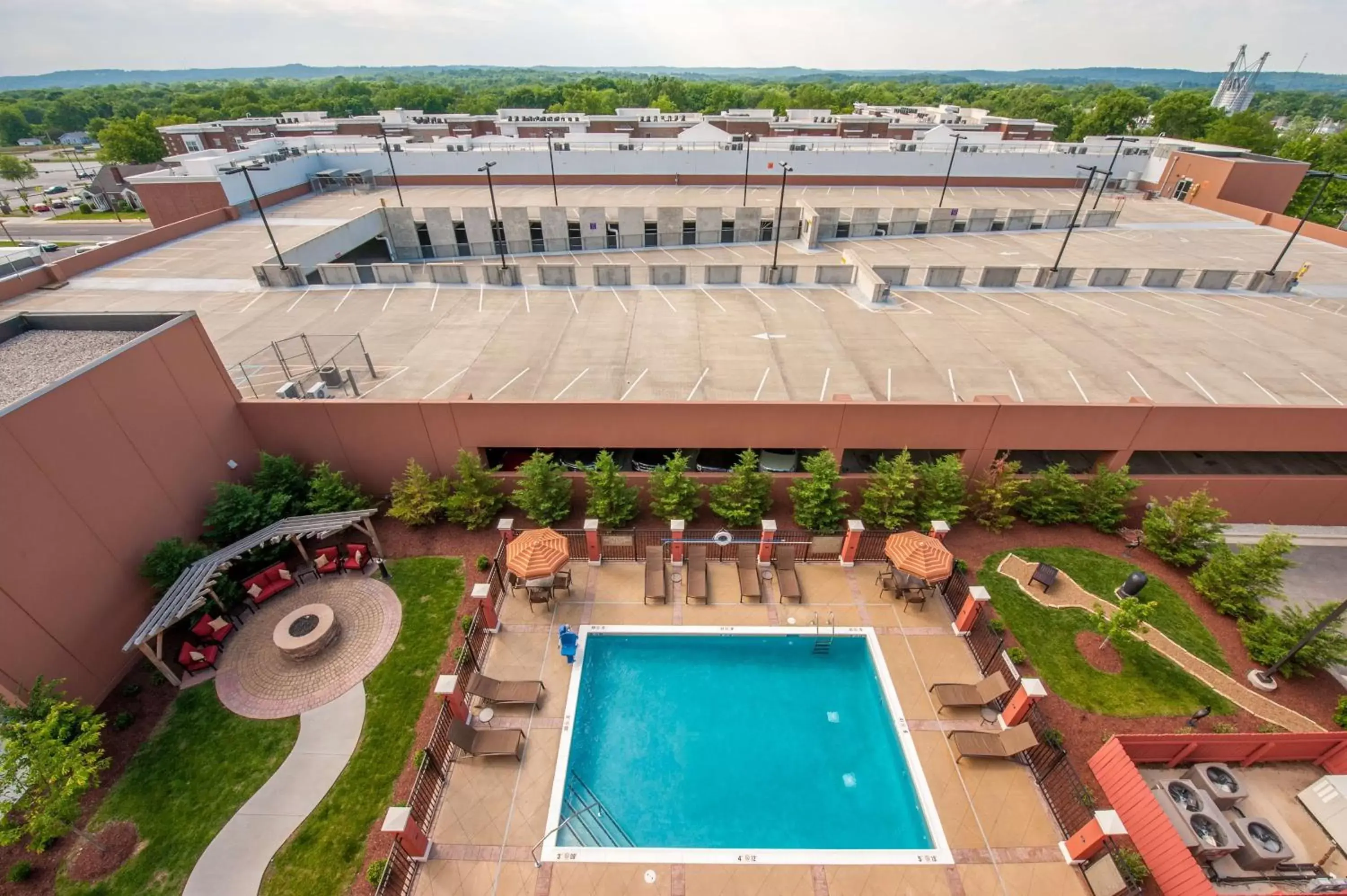 Property building, Pool View in Hyatt Place Bowling Green