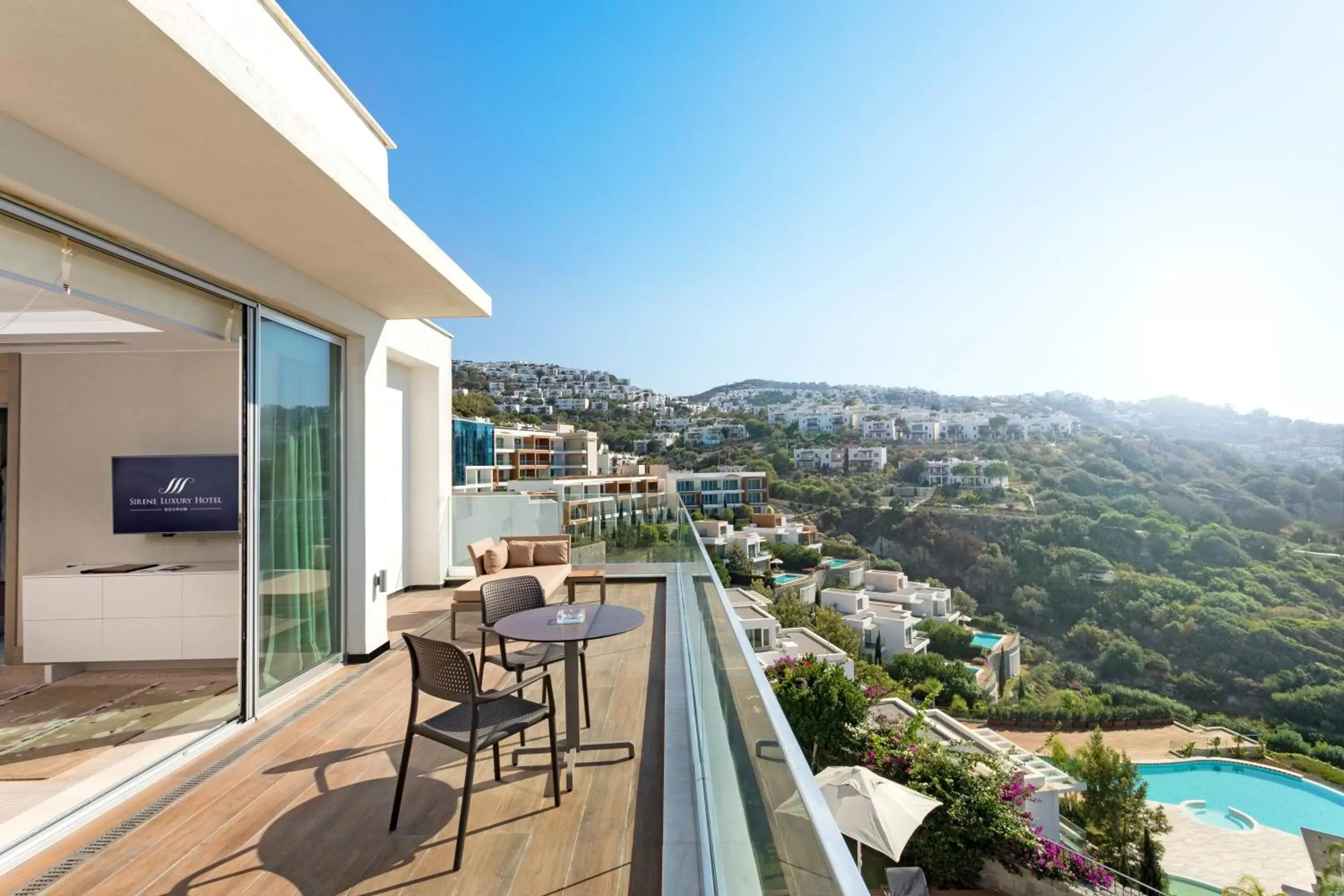 Garden, Balcony/Terrace in Sirene Luxury Hotel Bodrum