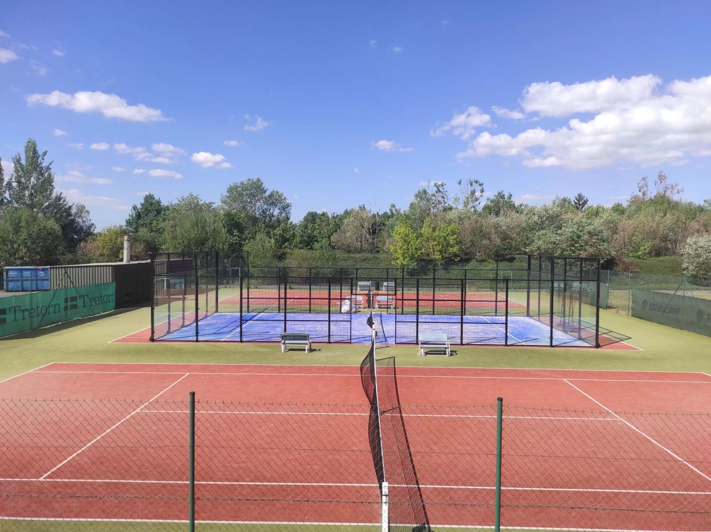 Tennis court in Parkhotel Plzen Congress Center