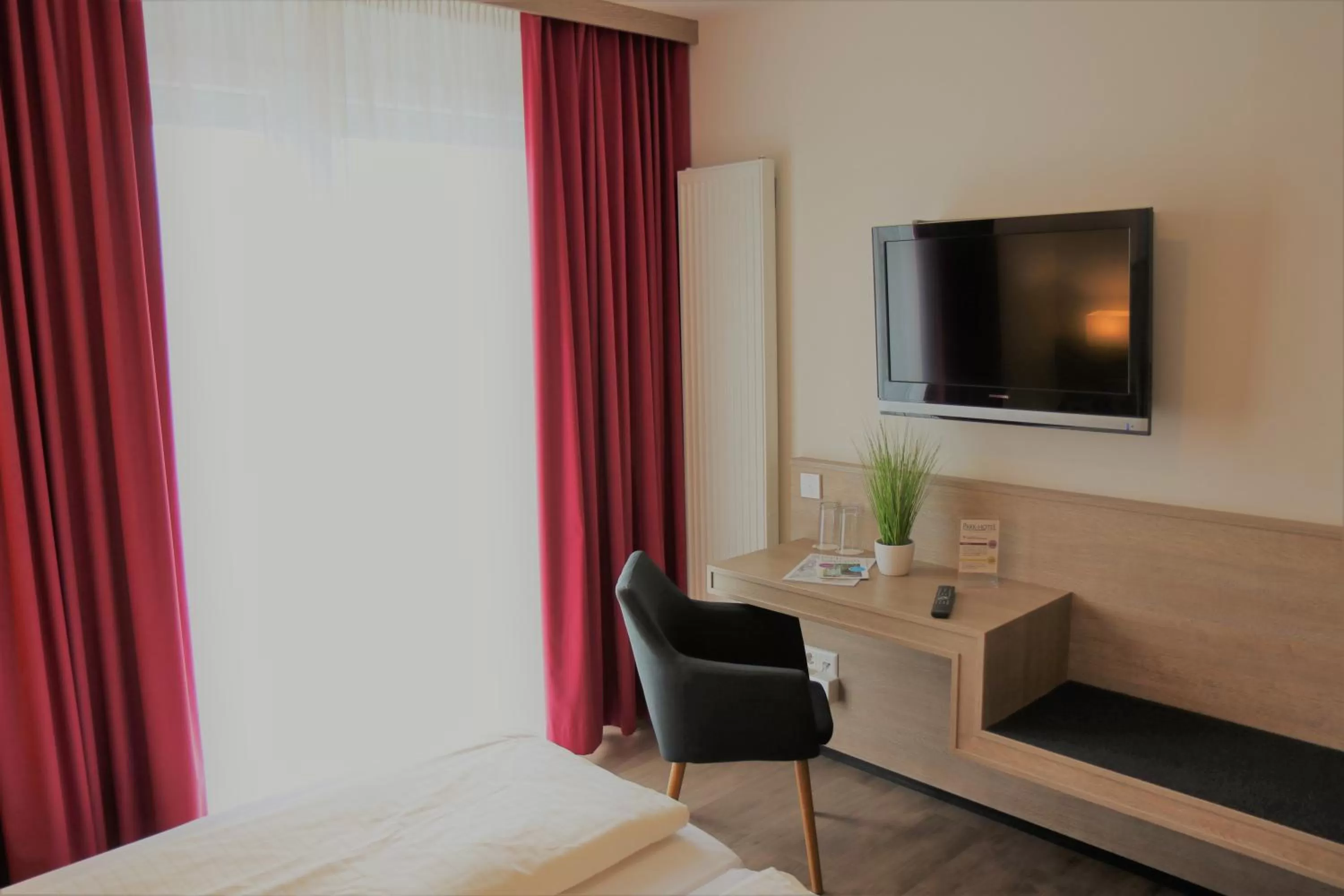 TV and multimedia, Bed in Parkhotel Pfarrkirchen