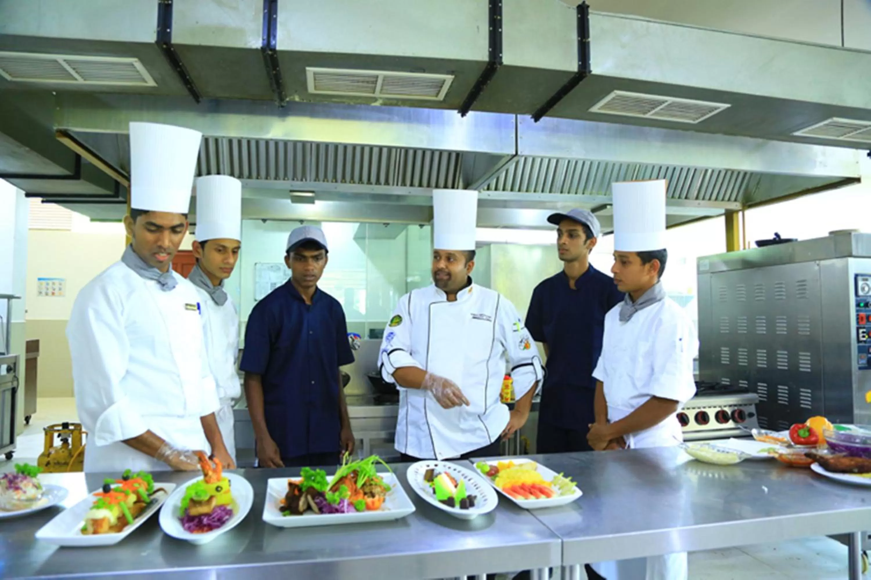 Lunch in Ruins Chaaya Hotel