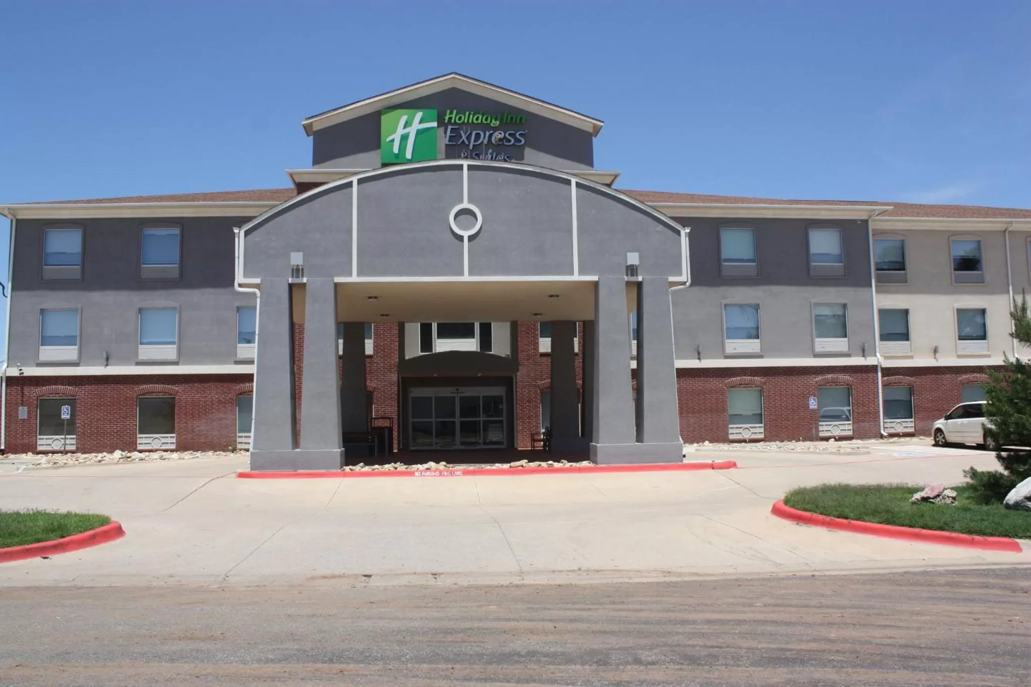 Property building in Holiday Inn Express Hotel & Suites Shamrock North by IHG