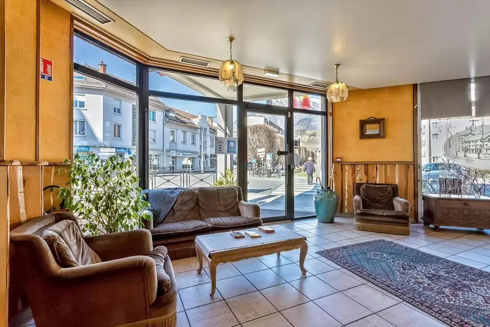 Seating Area in Hôtel Le Savoie