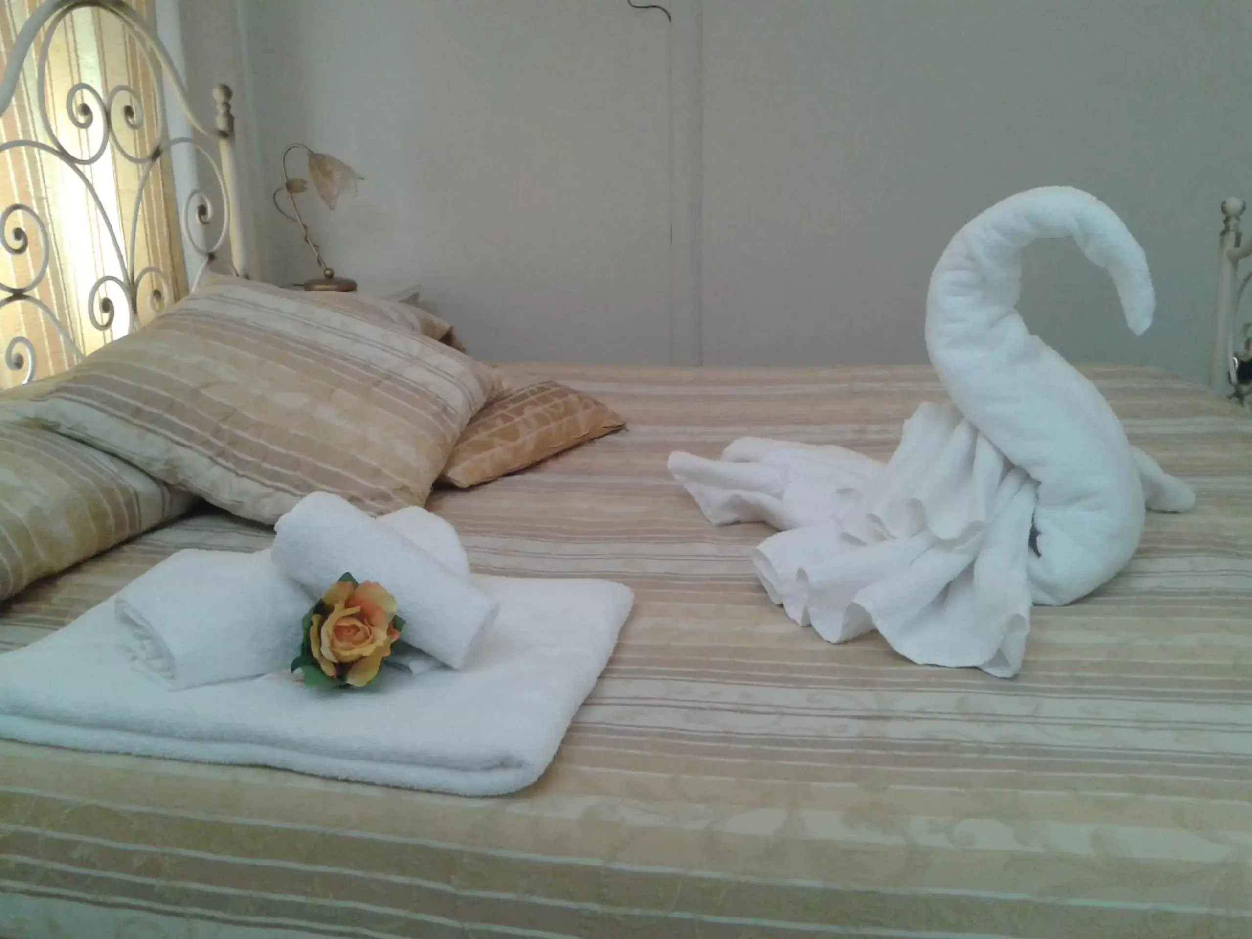 Bed, Room Photo in Villa Caramia