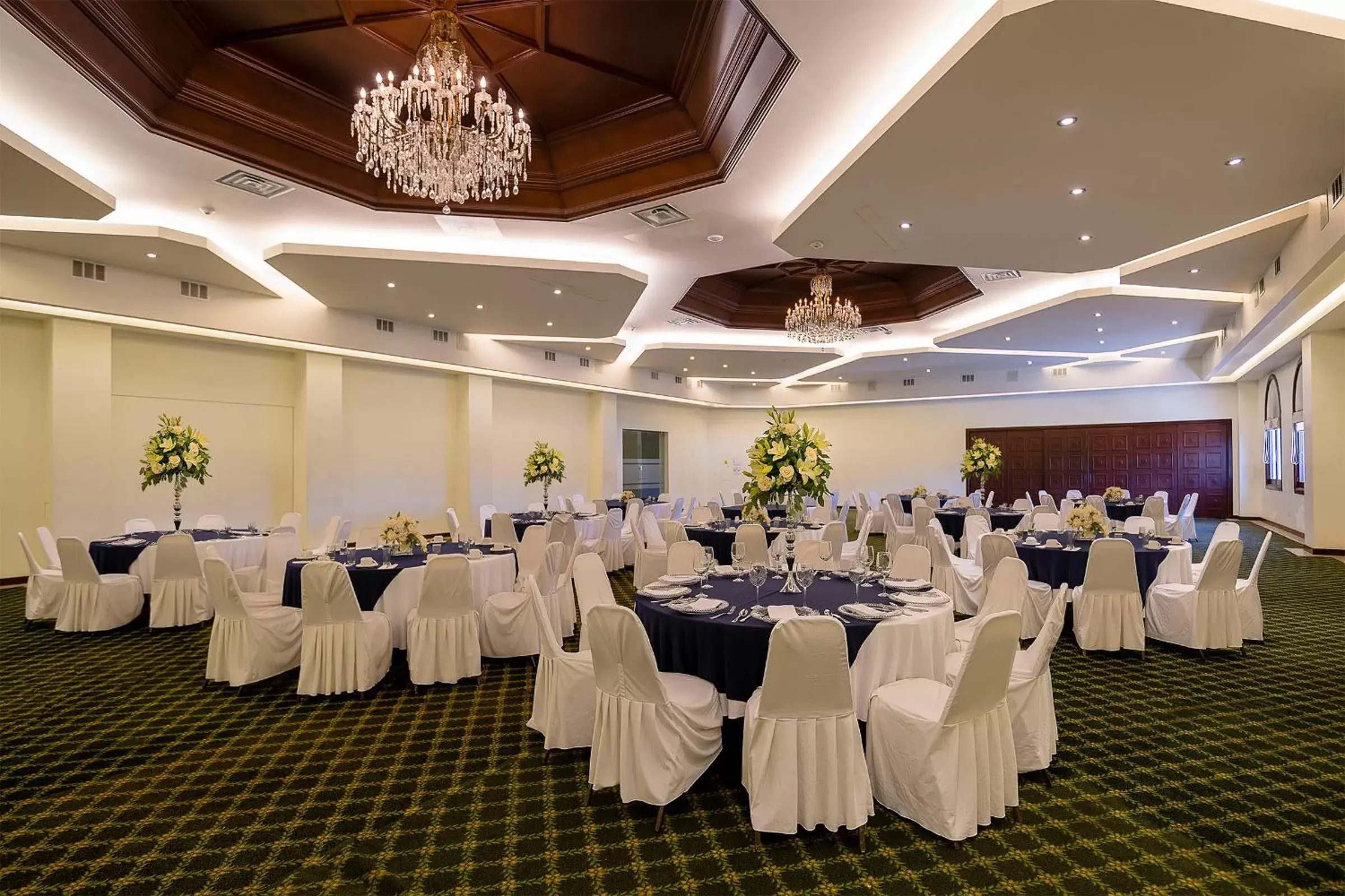 Banquet/Function facilities, Banquet Facilities in San Nicolas Hotel Casino