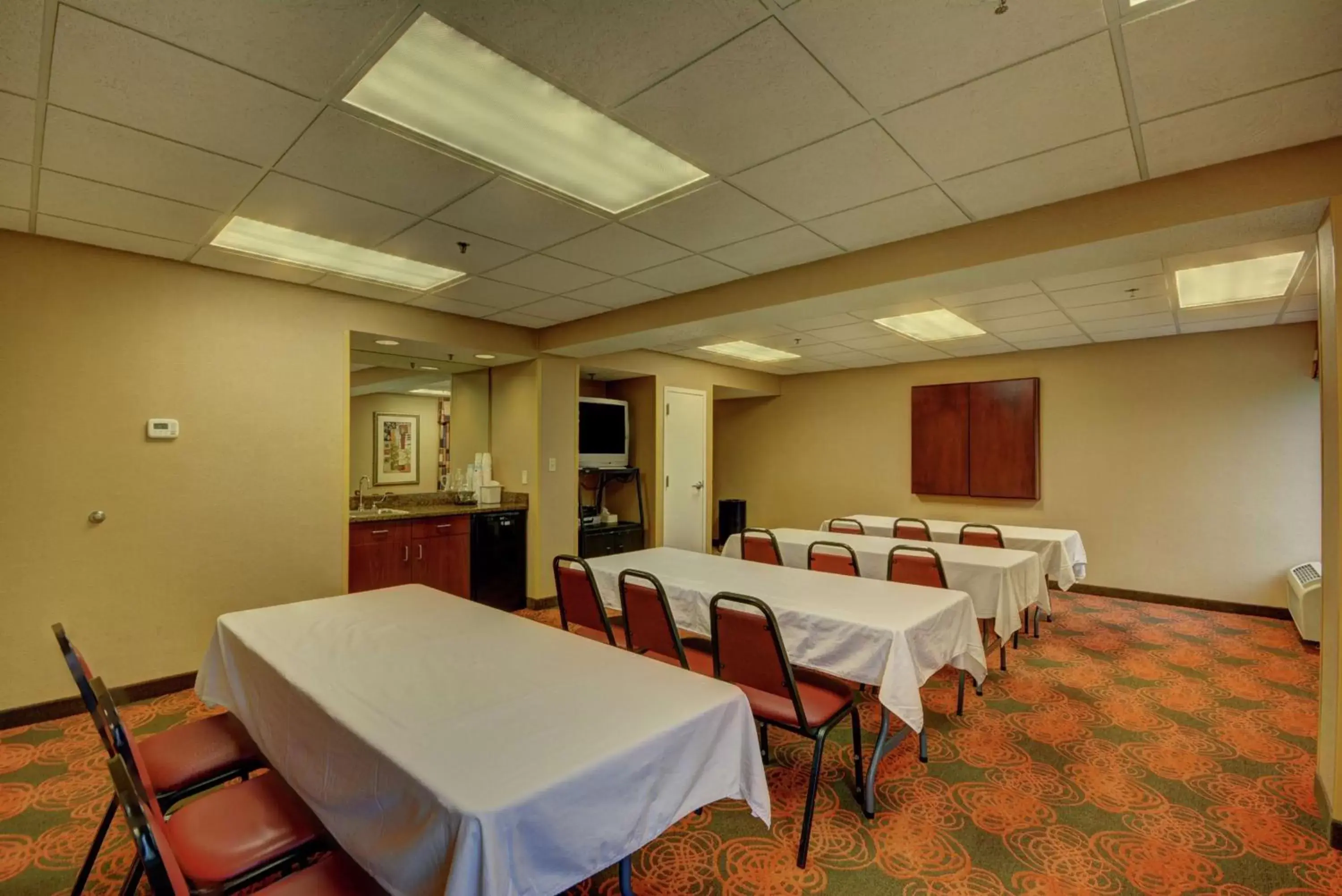 Meeting/conference room in Hampton Inn Indianapolis-South