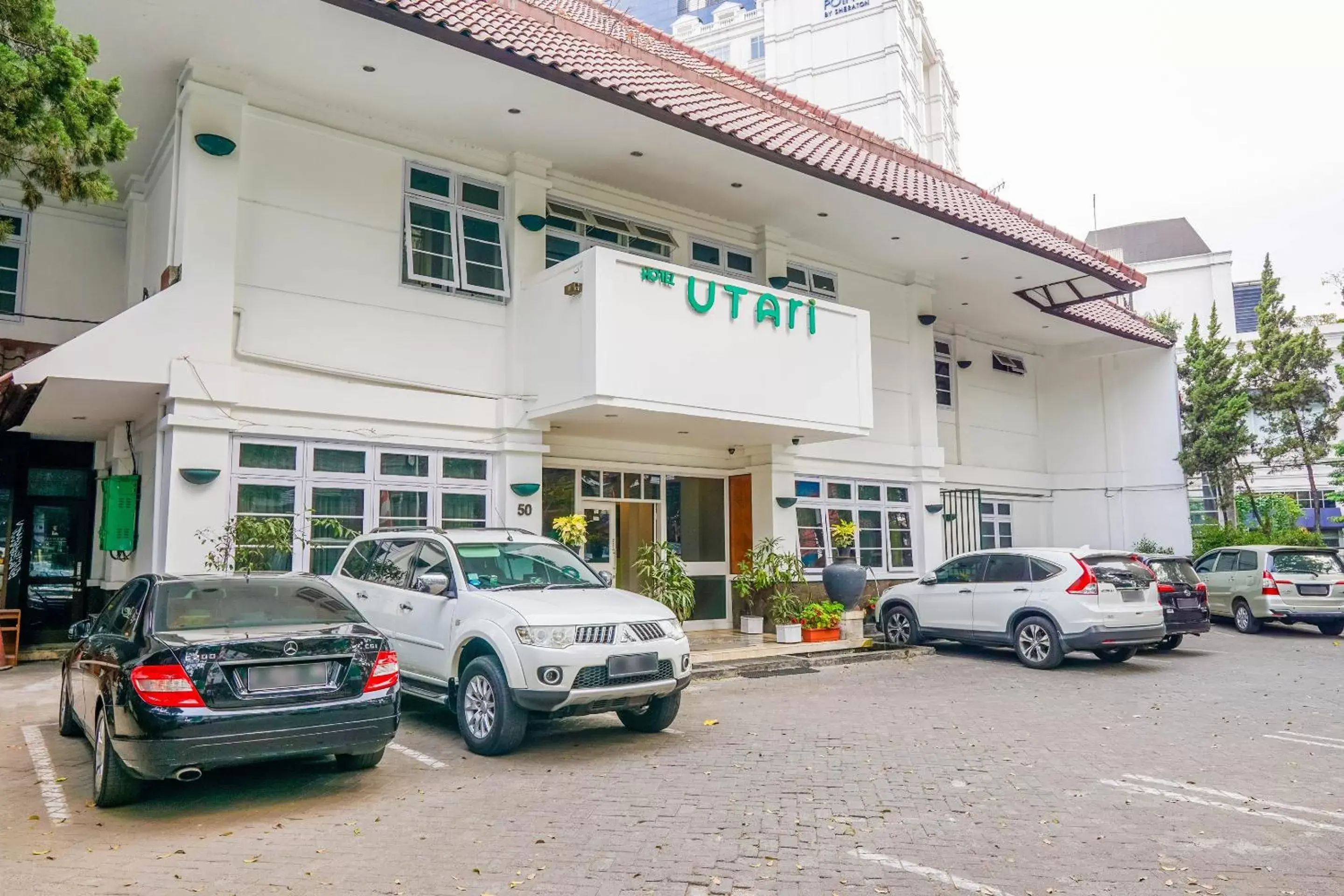 Property Building in SUPER OYO Collection O 1452 Hotel Utari
