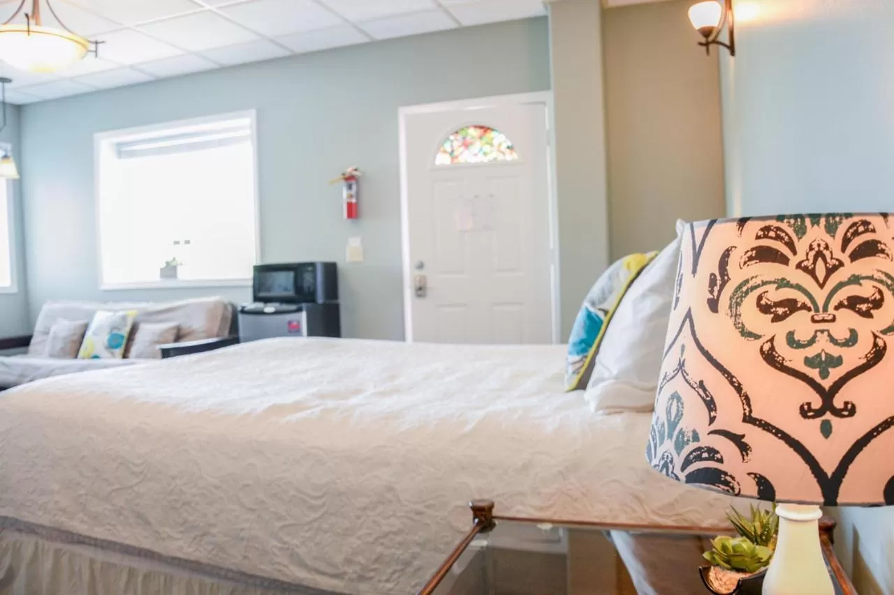 Bed in Trailhead Lodging