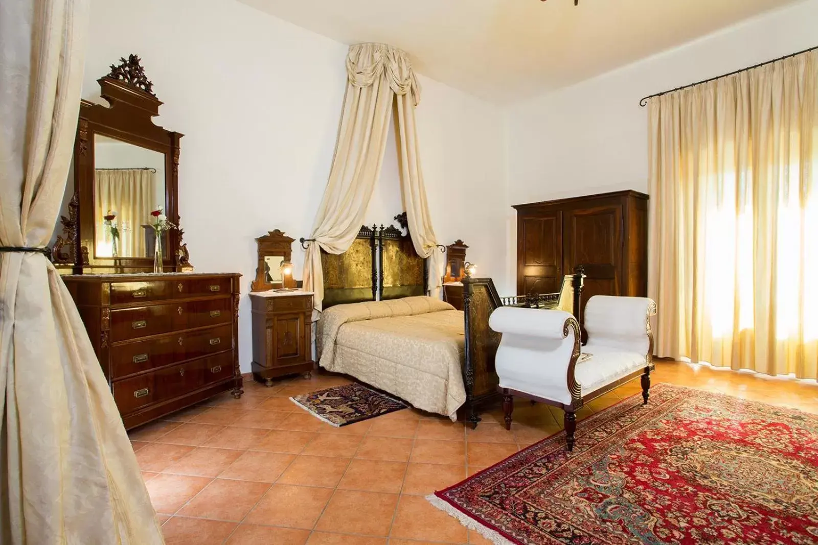 Bedroom, Bed in Castello di Altomonte