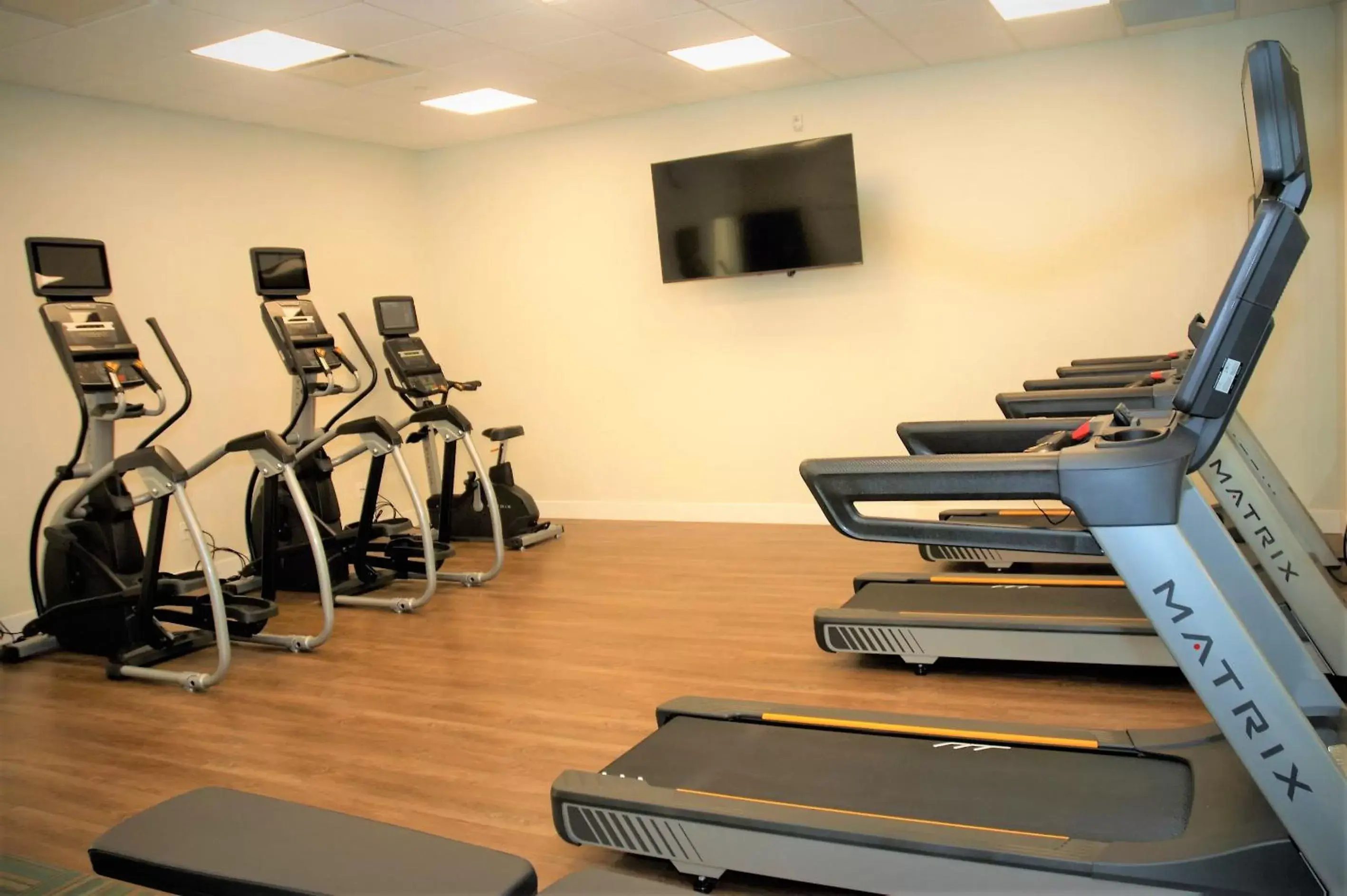 Fitness Center/Facilities in Holiday Inn Express & Suites - Edmonton SW – Windermere, an IHG Hotel