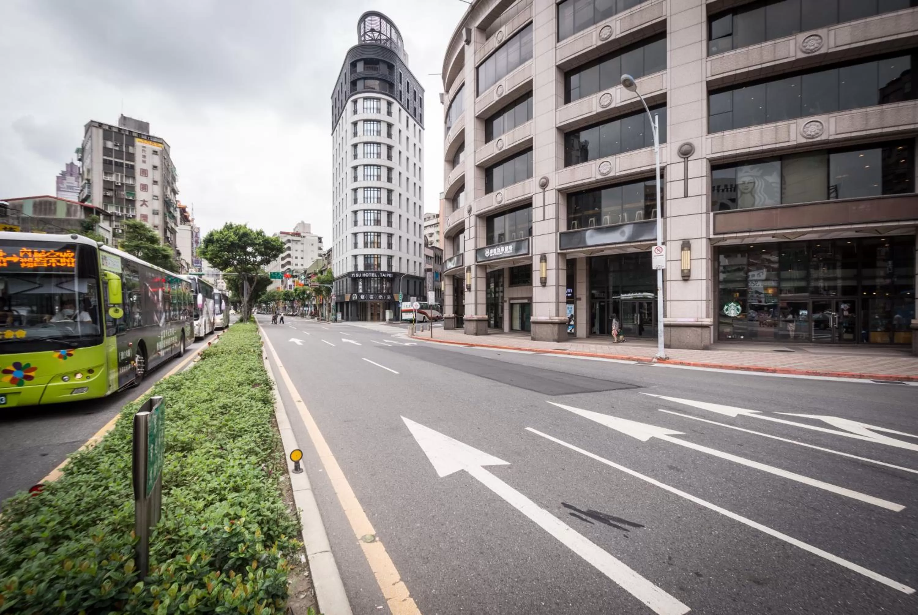 Facade/entrance in Yi Su Hotel-Taipei Ningxia